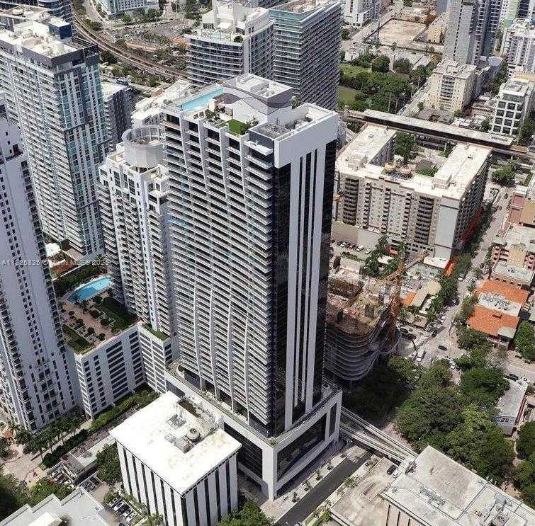 Small Image of Miami Number 4