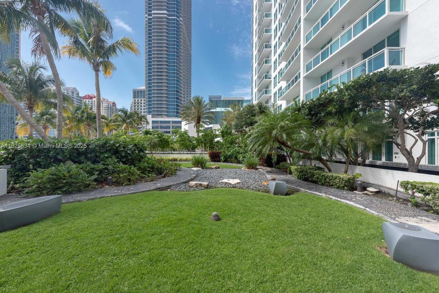 Small Image of 951 BRICKELL AVE #2506, Miami Number 15