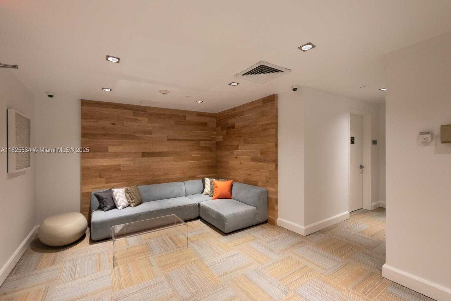 Small Image of 951 BRICKELL AVE #2506, Miami Number 22