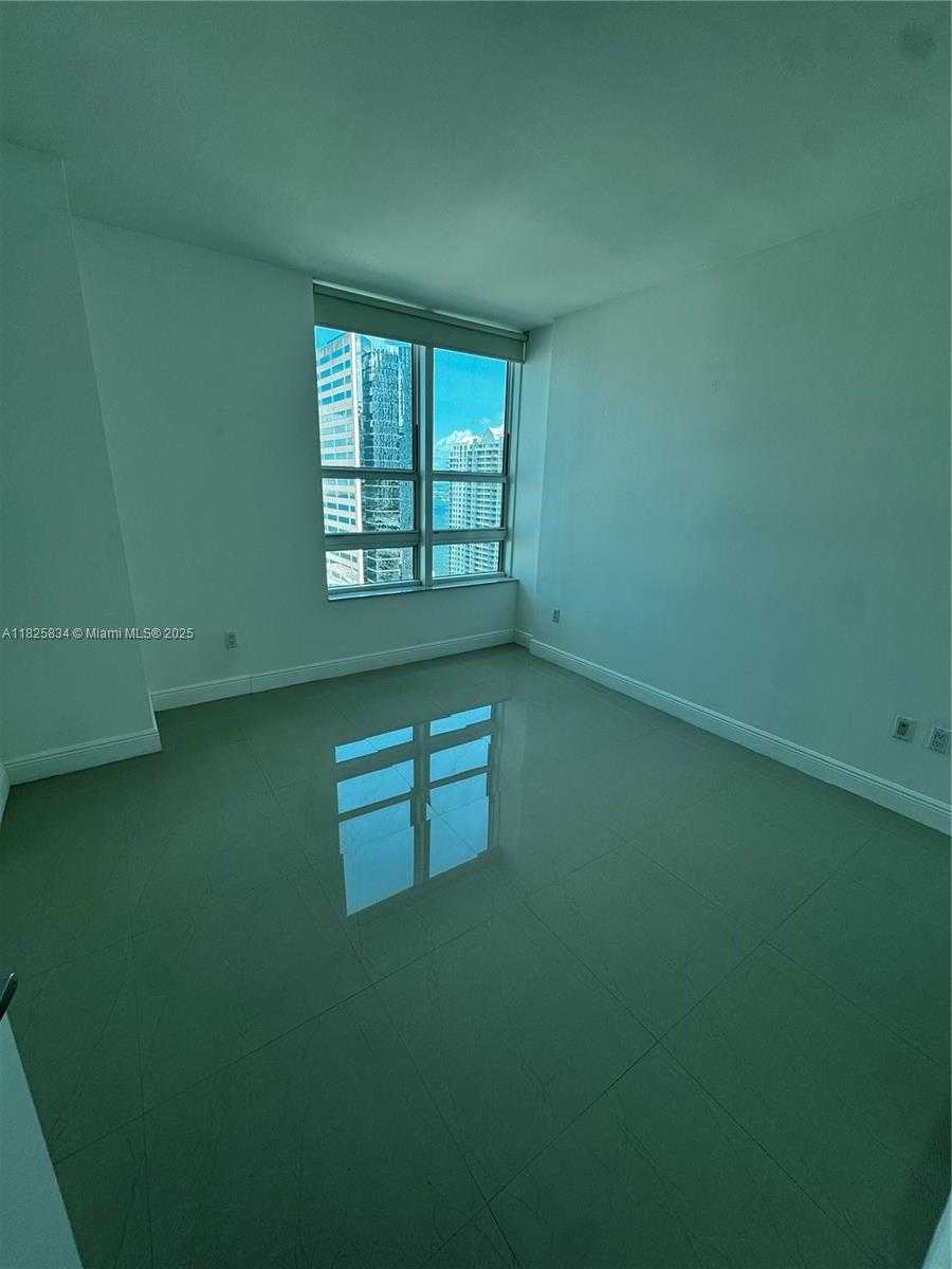 Small Image of 951 BRICKELL AVE #2506, Miami Number 6