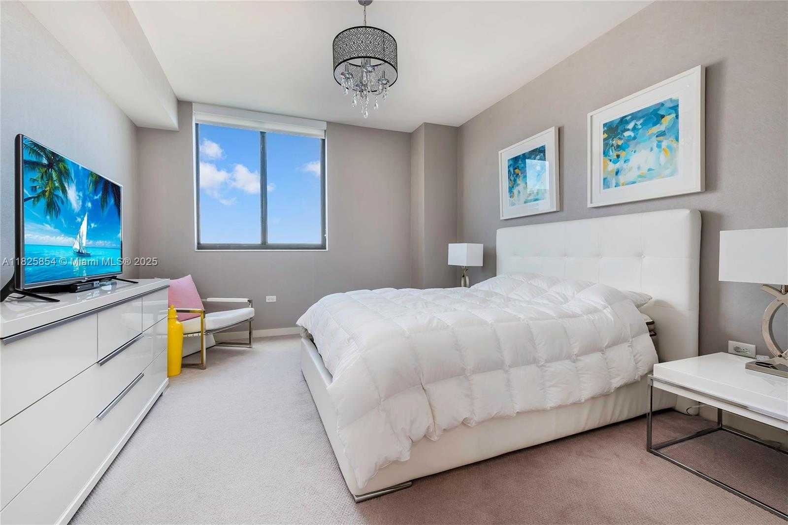 Small Image of 999 SOUTH WEST 1ST AVE #1712, Miami Number 11