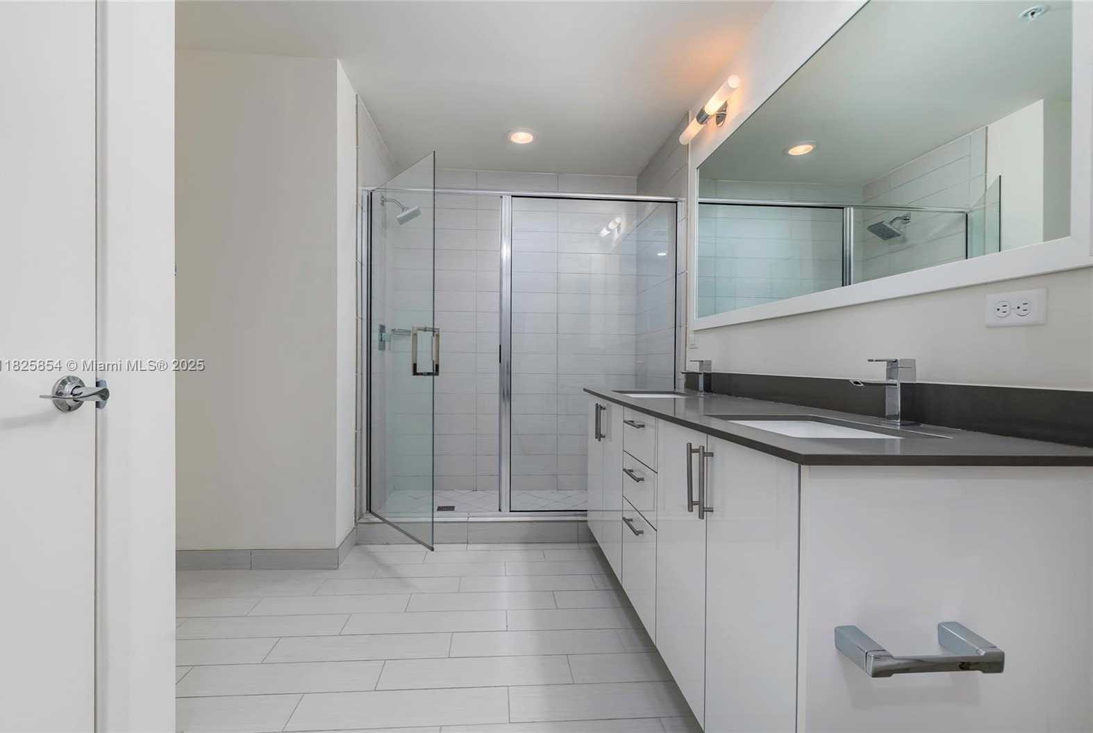Small Image of 999 SOUTH WEST 1ST AVE #1712, Miami Number 16