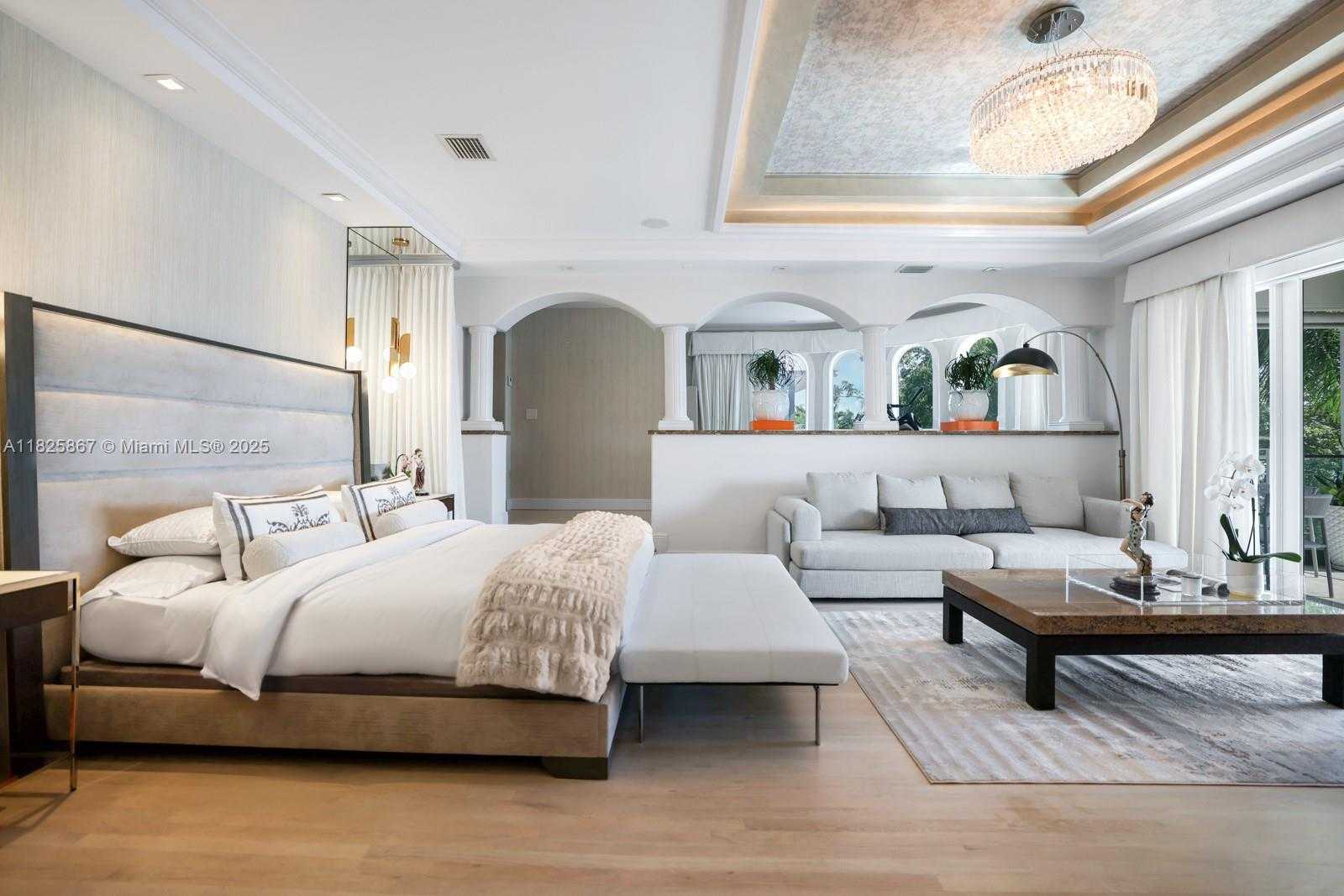 Small Image of 176 SOUTH HIBISCUS DR, Miami Beach Number 25