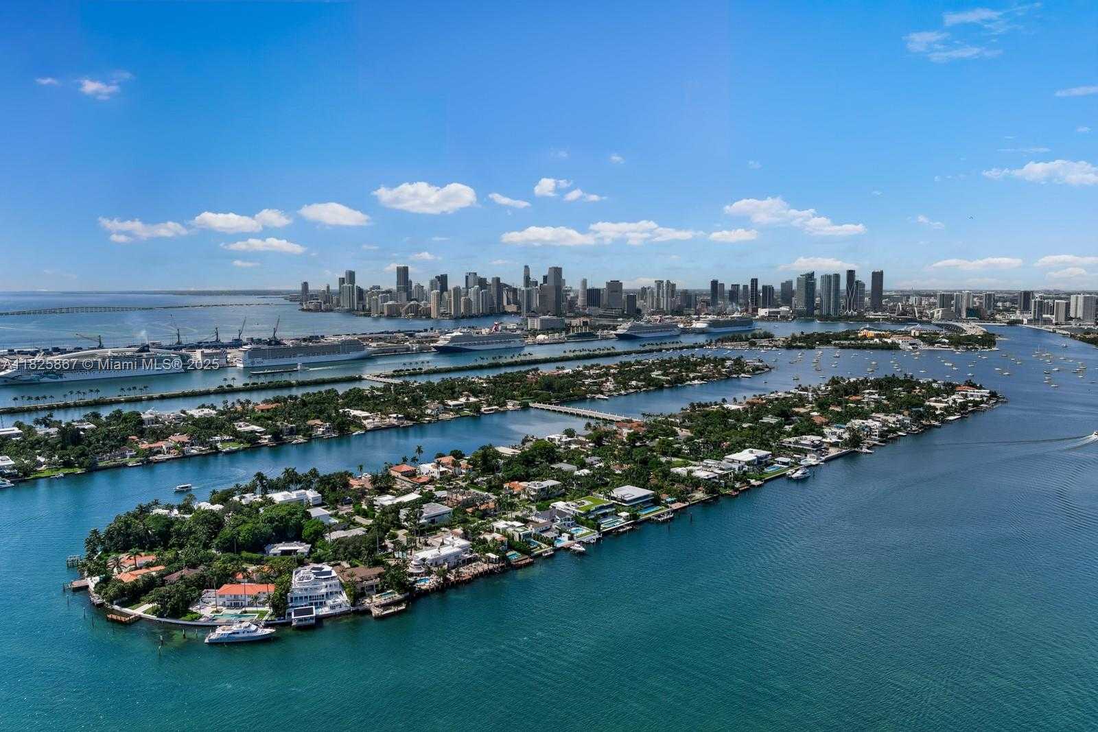 Small Image of 176 SOUTH HIBISCUS DR, Miami Beach Number 72