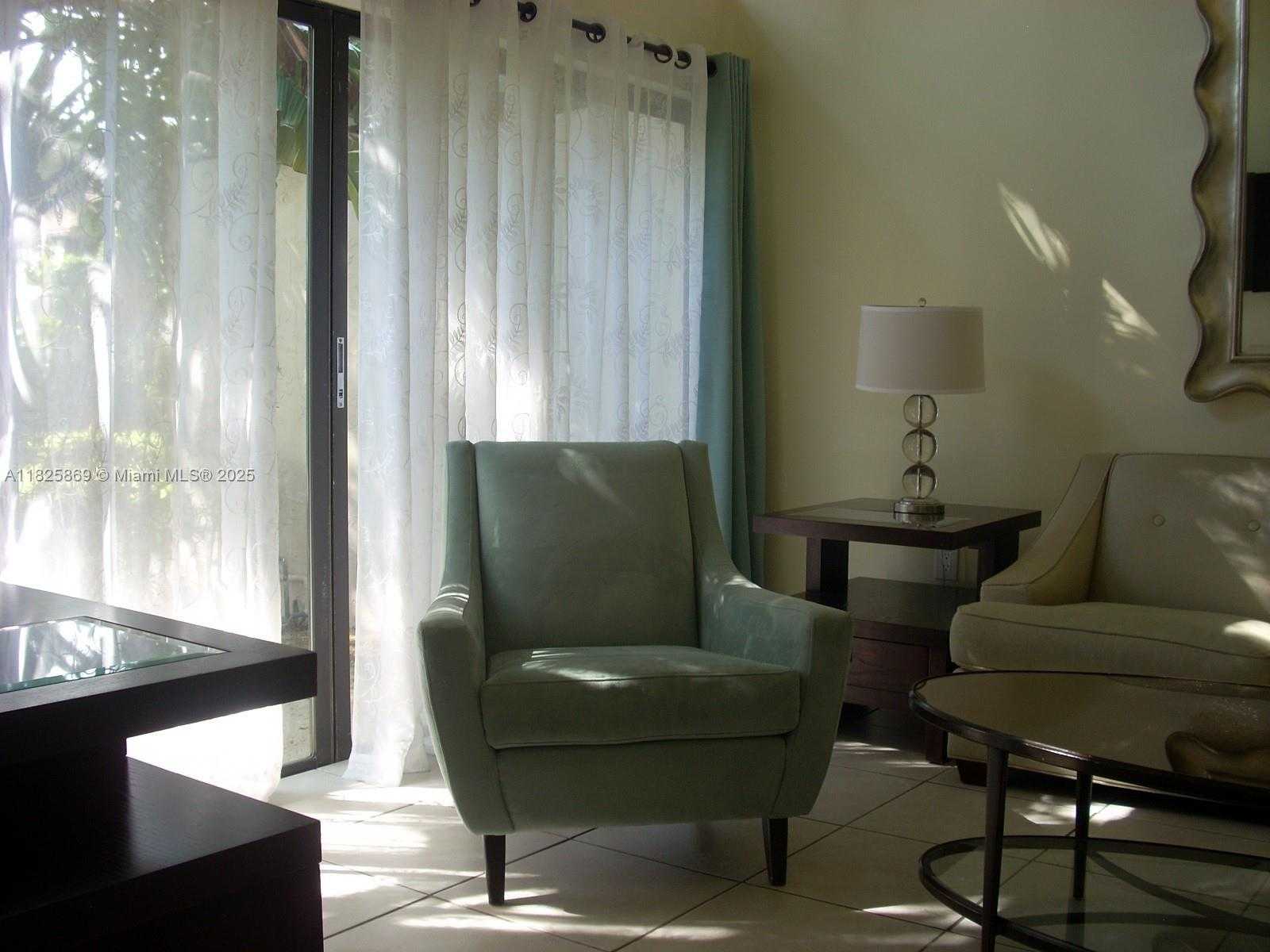 Small Image of Miami Number 2