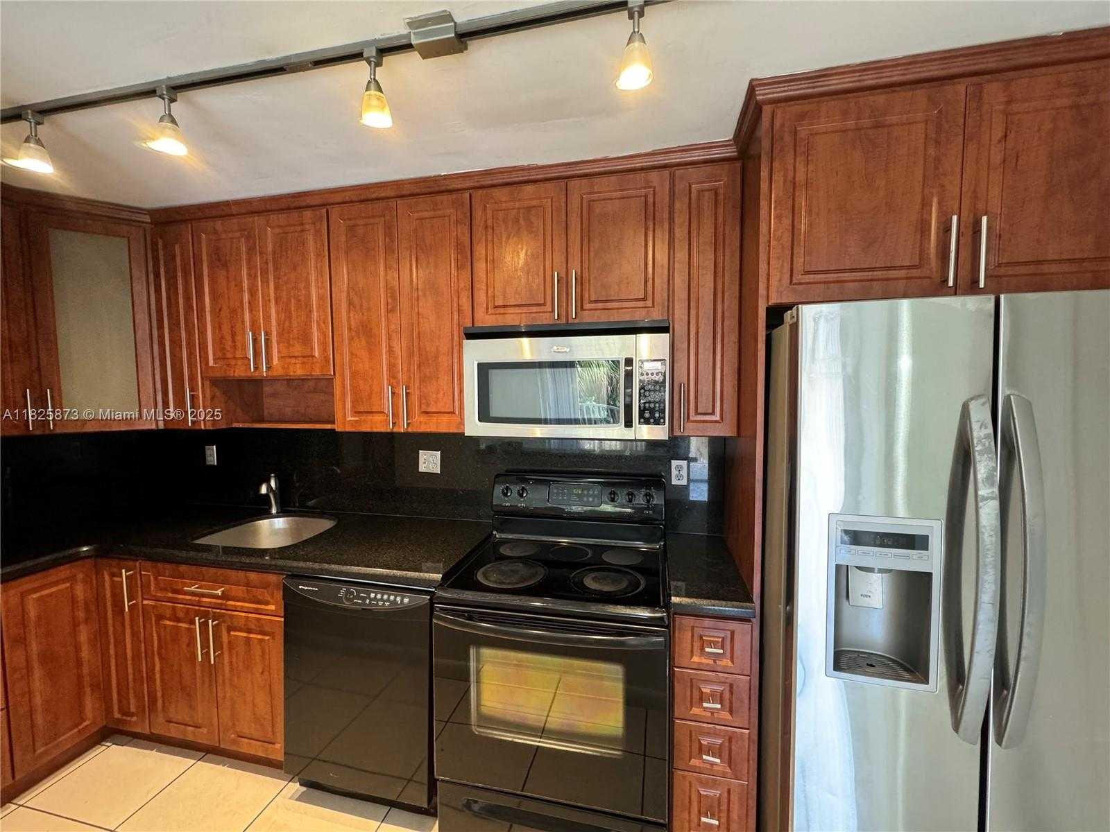 Small Image of 4440 NORTH WEST 79TH AVE #2F, Doral Number 9