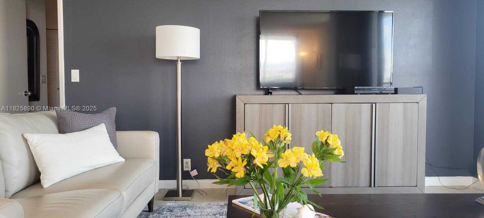 Small Image of 3300 NORTH EAST 191ST ST #1518, Aventura Number 5