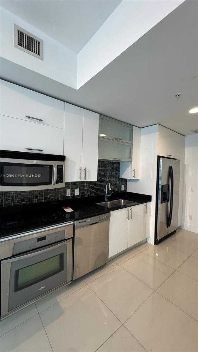 Imagen de Pequeño Objeto