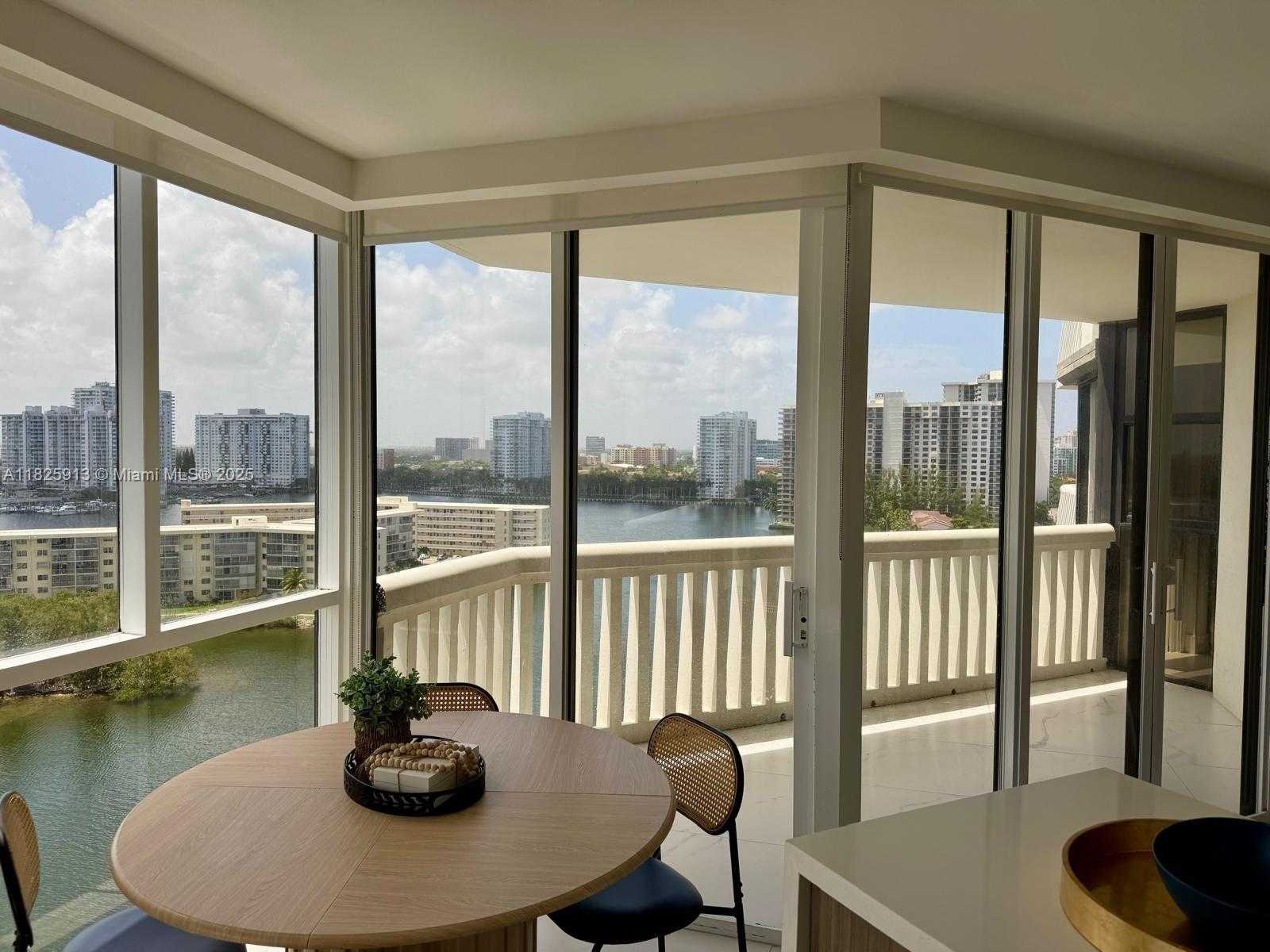 Small Image of 1000 ISLAND BLVD #1410, Aventura Number 11