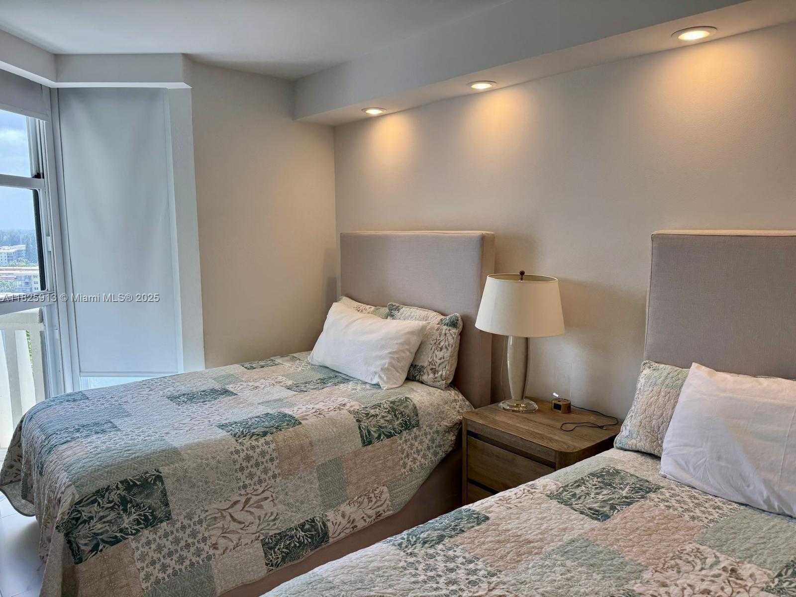 Small Image of 1000 ISLAND BLVD #1410, Aventura Number 14