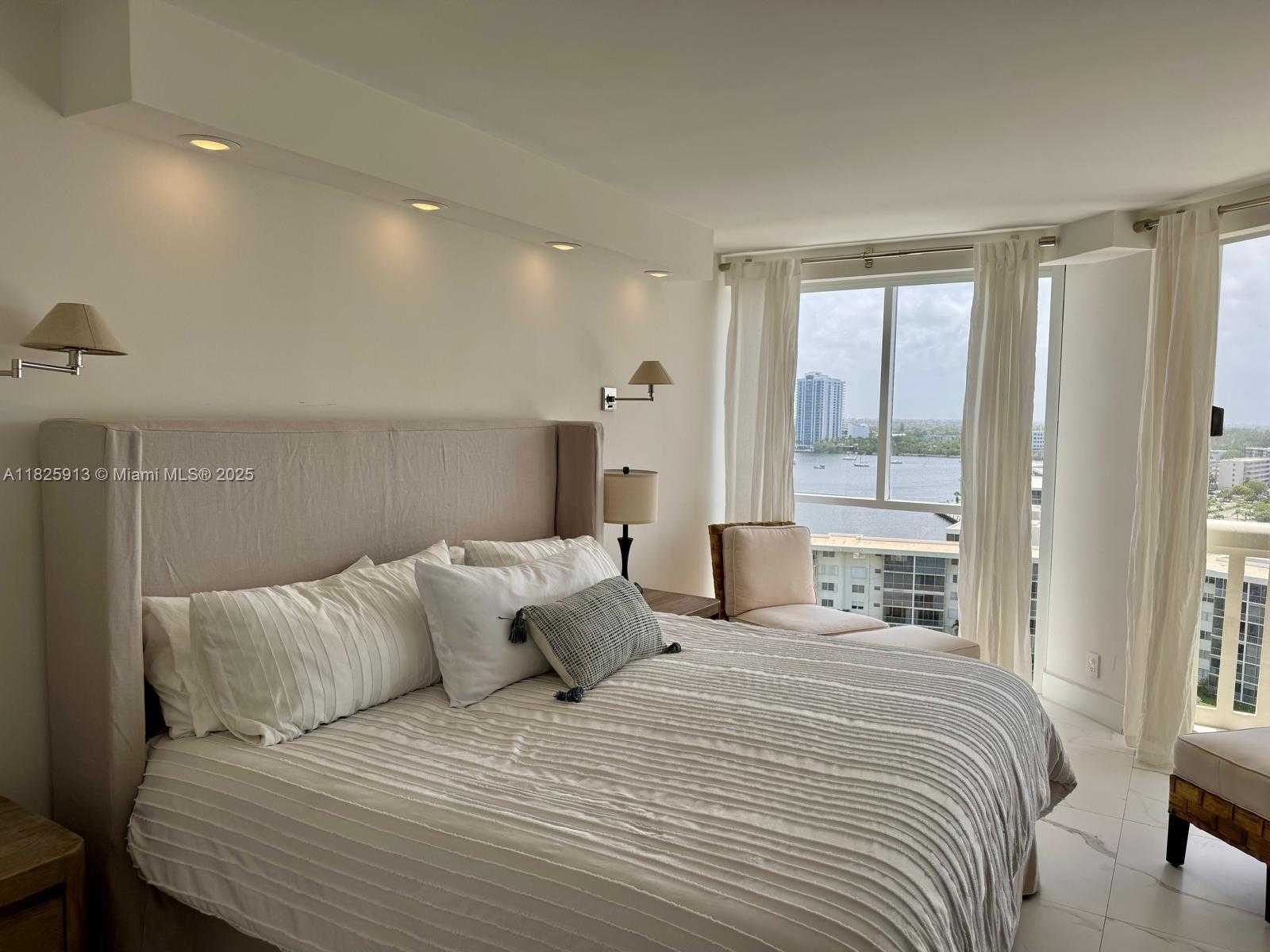 Small Image of 1000 ISLAND BLVD #1410, Aventura Number 16