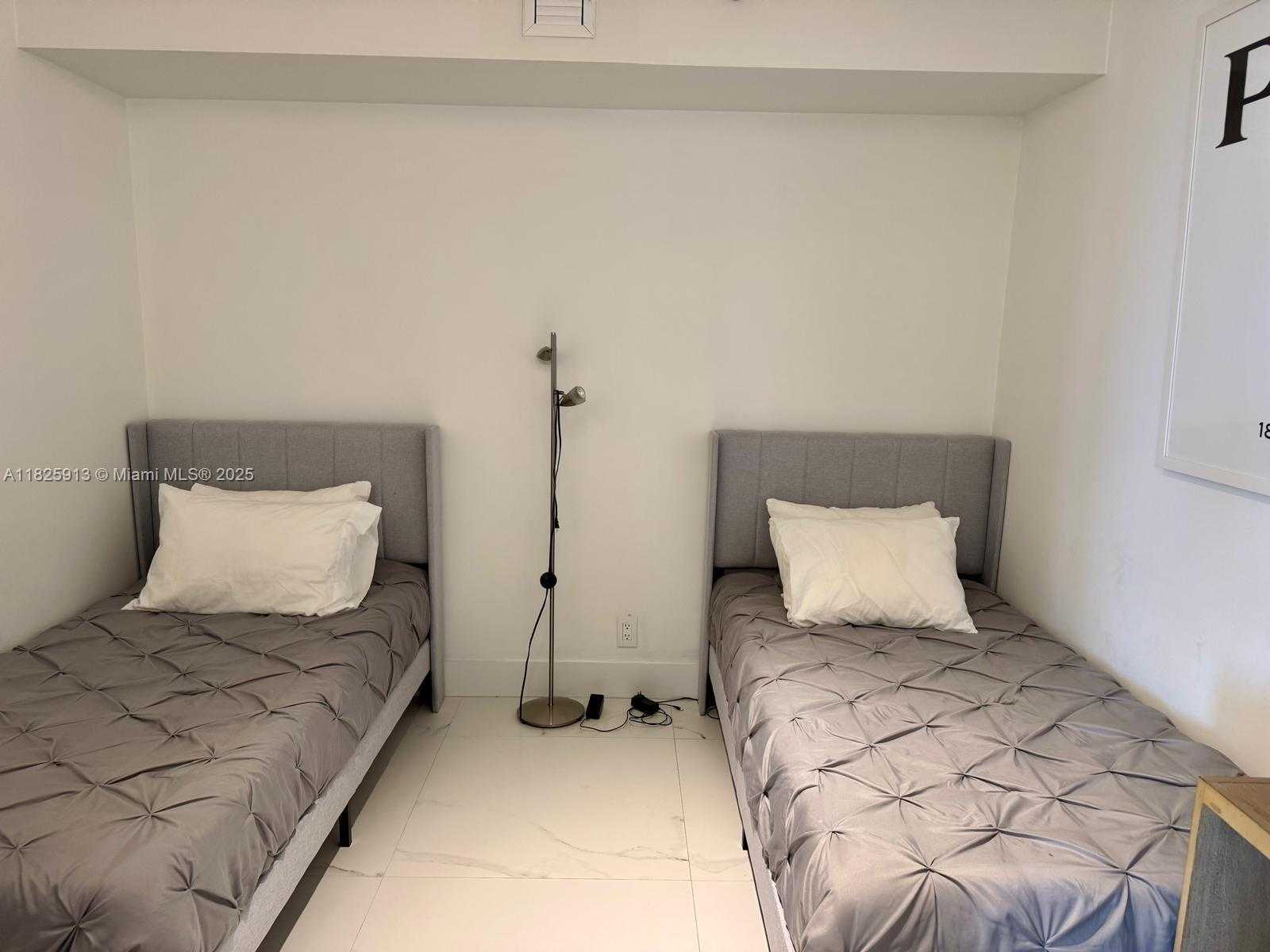 Small Image of 1000 ISLAND BLVD #1410, Aventura Number 20