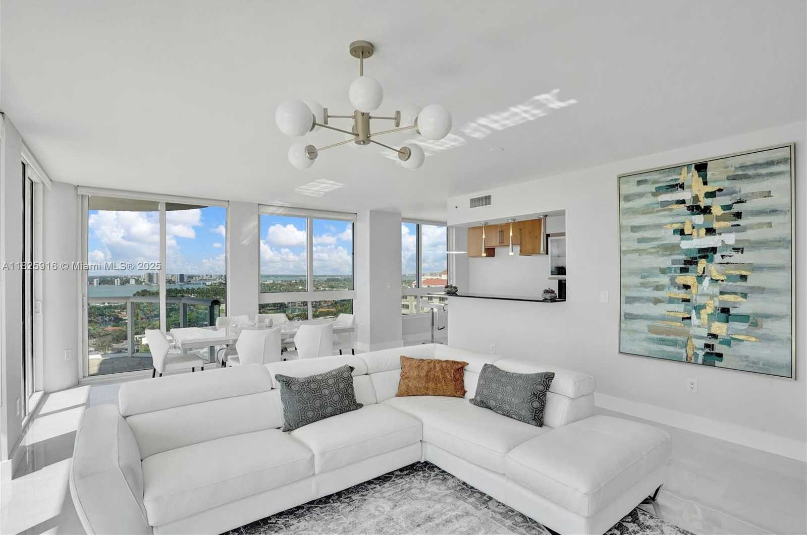 Small Image of 6365 COLLINS AVE #2207, Miami Beach Number 15