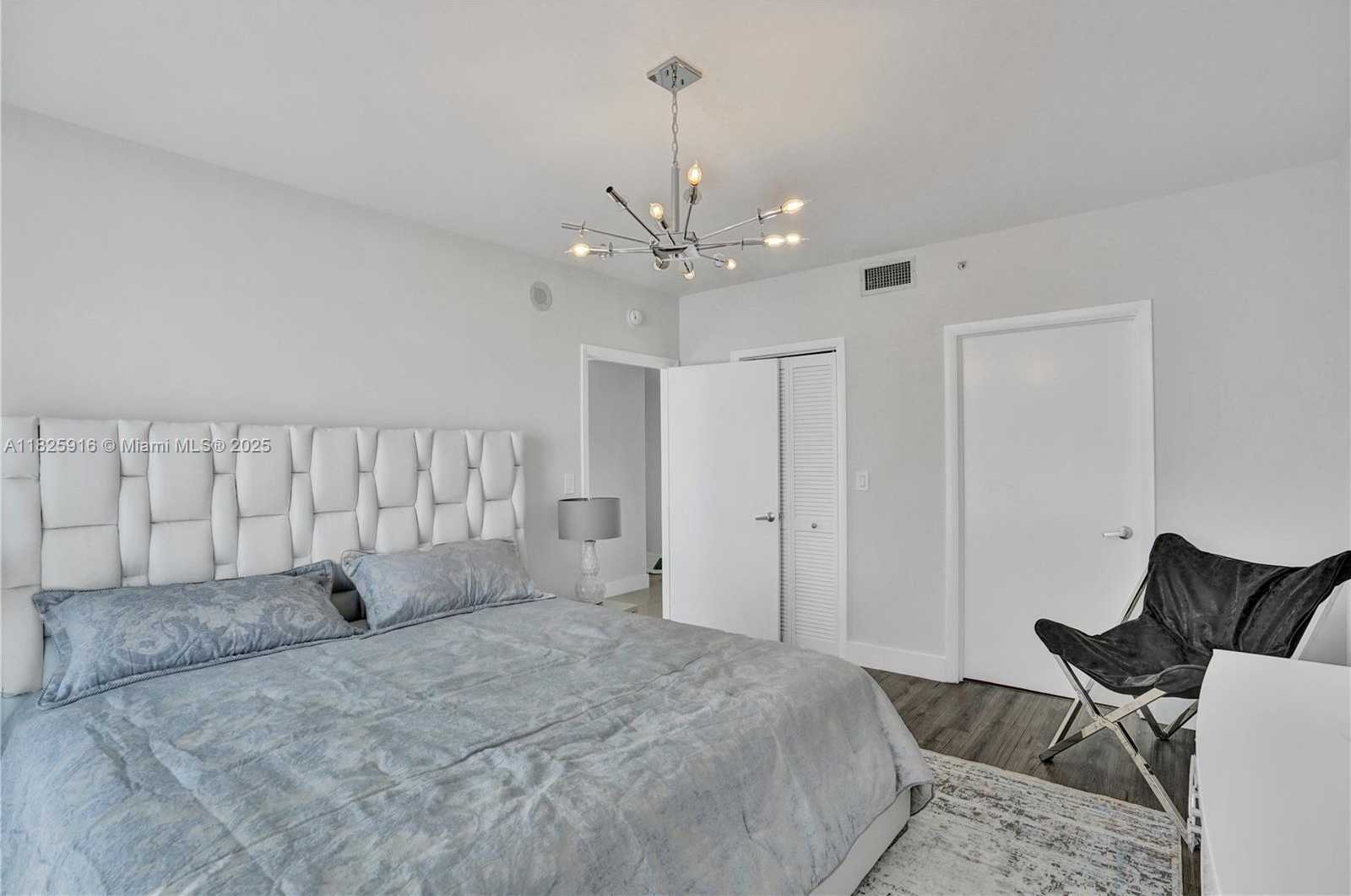 Small Image of 6365 COLLINS AVE #2207, Miami Beach Number 33