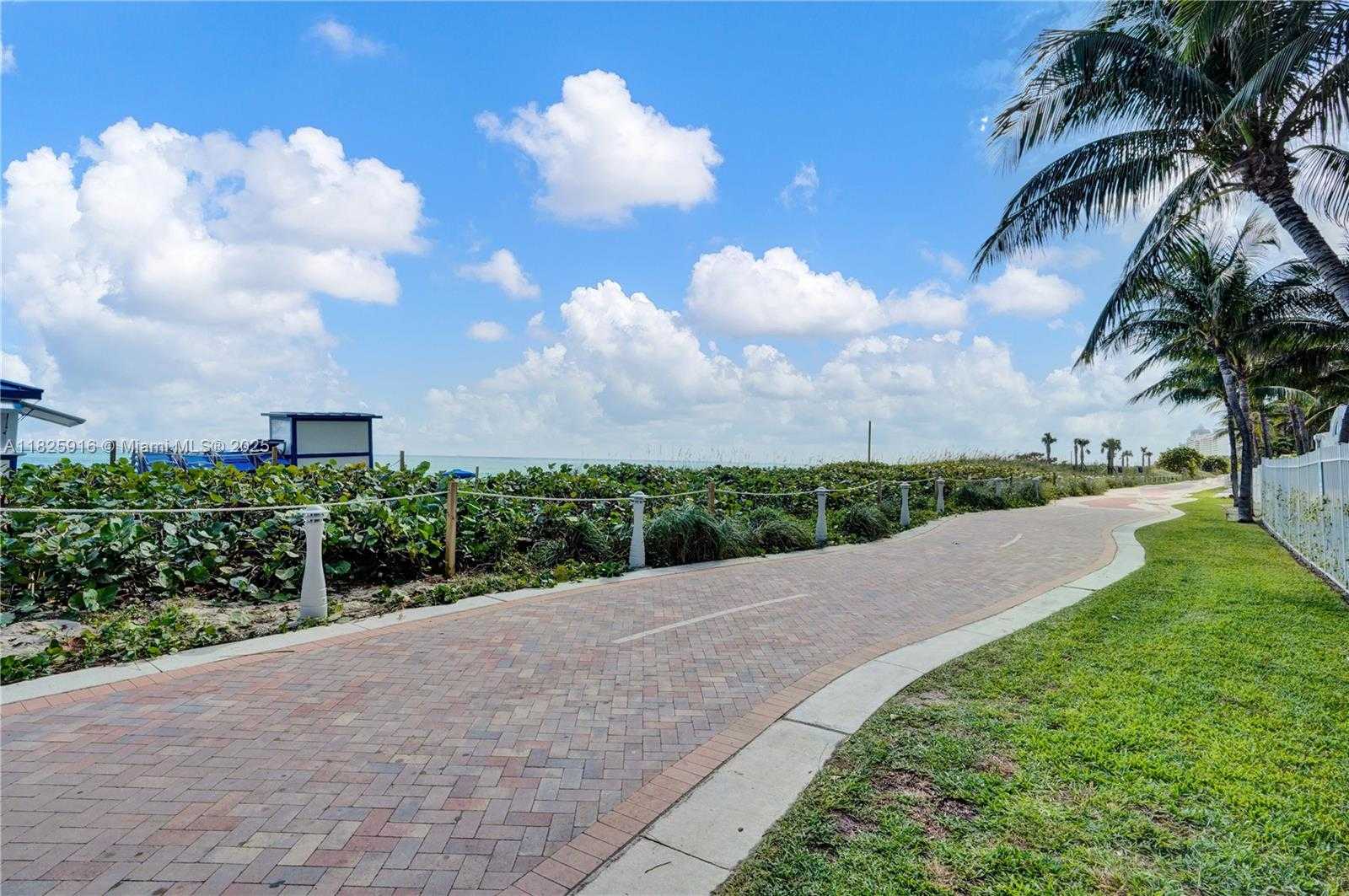 Small Image of 6365 COLLINS AVE #2207, Miami Beach Number 51