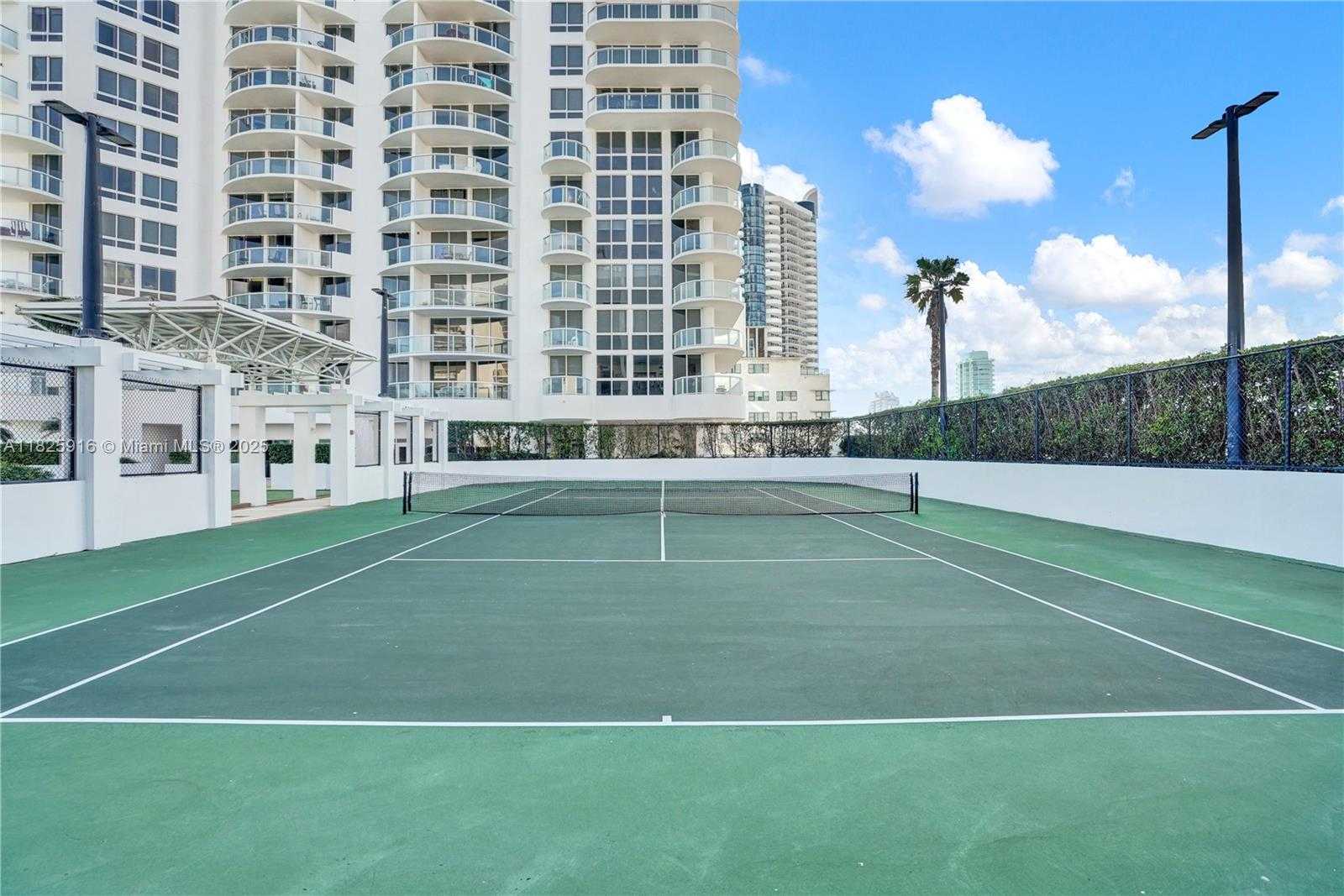 Small Image of 6365 COLLINS AVE #2207, Miami Beach Number 57
