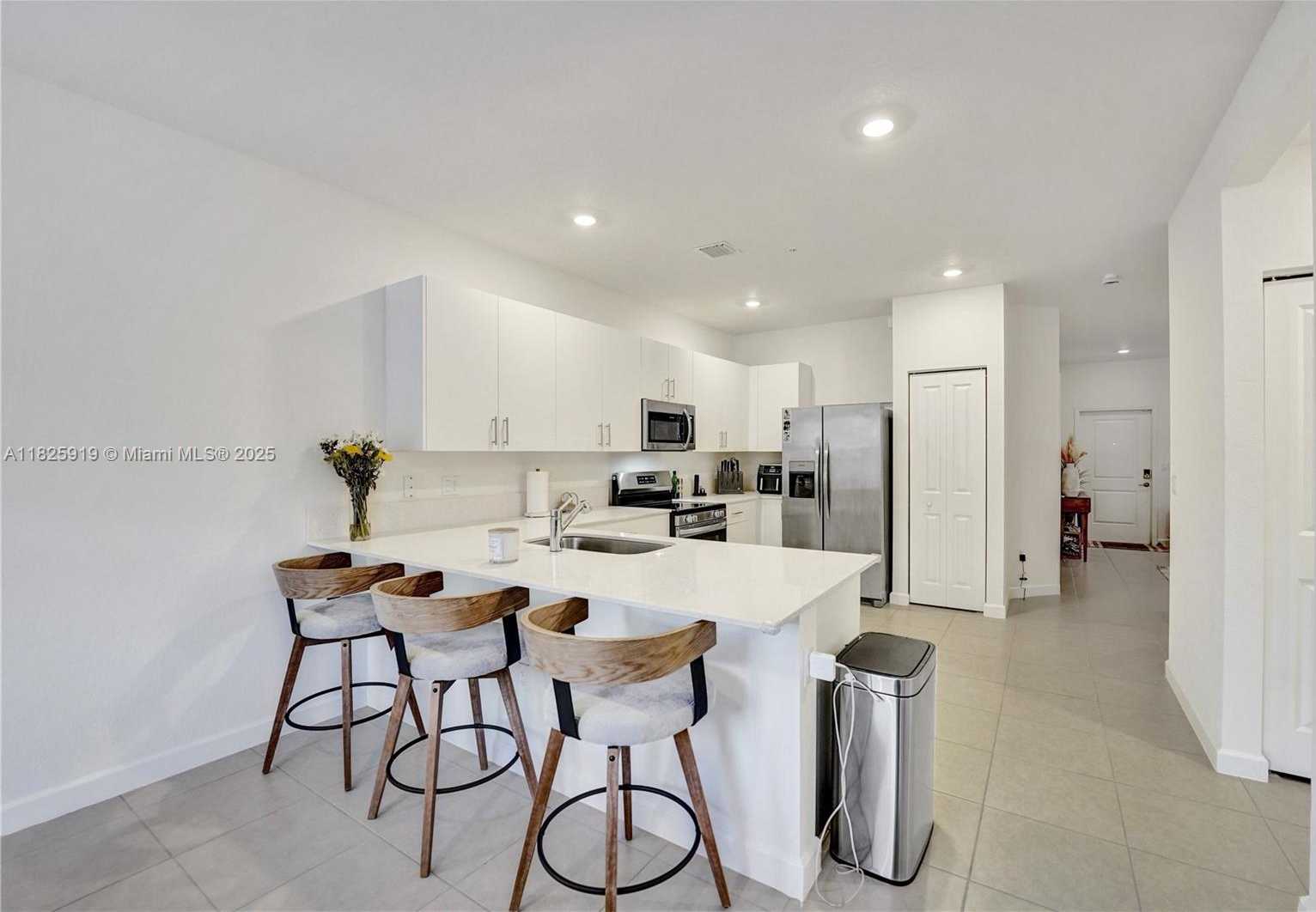 Small Image of 242 SOUTH WEST 159TH LN, Pembroke Pines Number 26