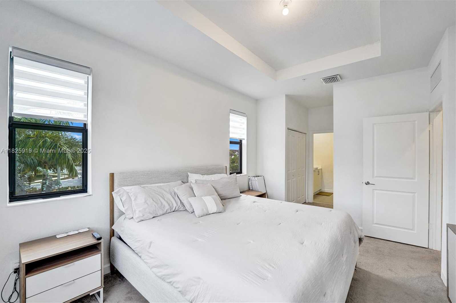 Small Image of 242 SOUTH WEST 159TH LN, Pembroke Pines Number 48
