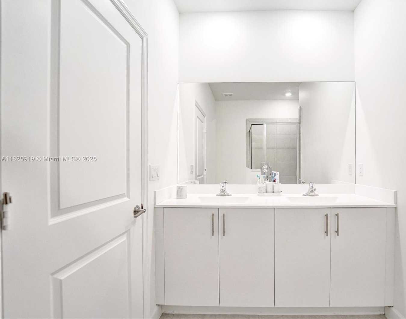 Small Image of 242 SOUTH WEST 159TH LN, Pembroke Pines Number 51