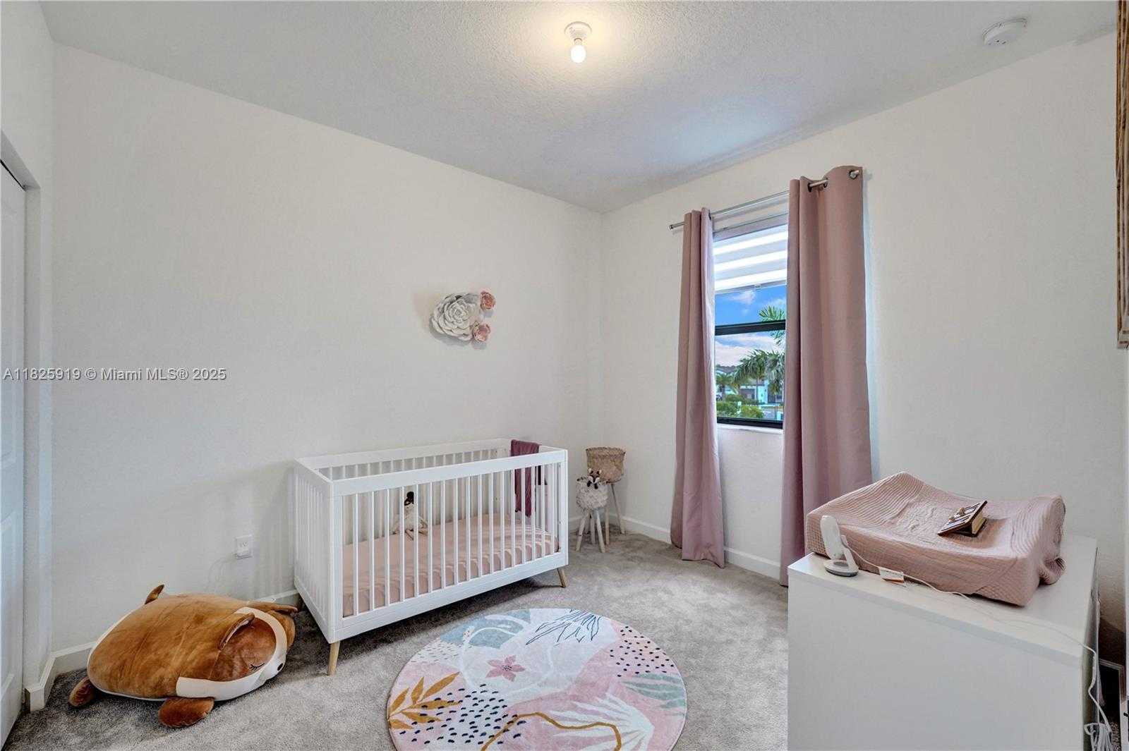 Small Image of 242 SOUTH WEST 159TH LN, Pembroke Pines Number 52