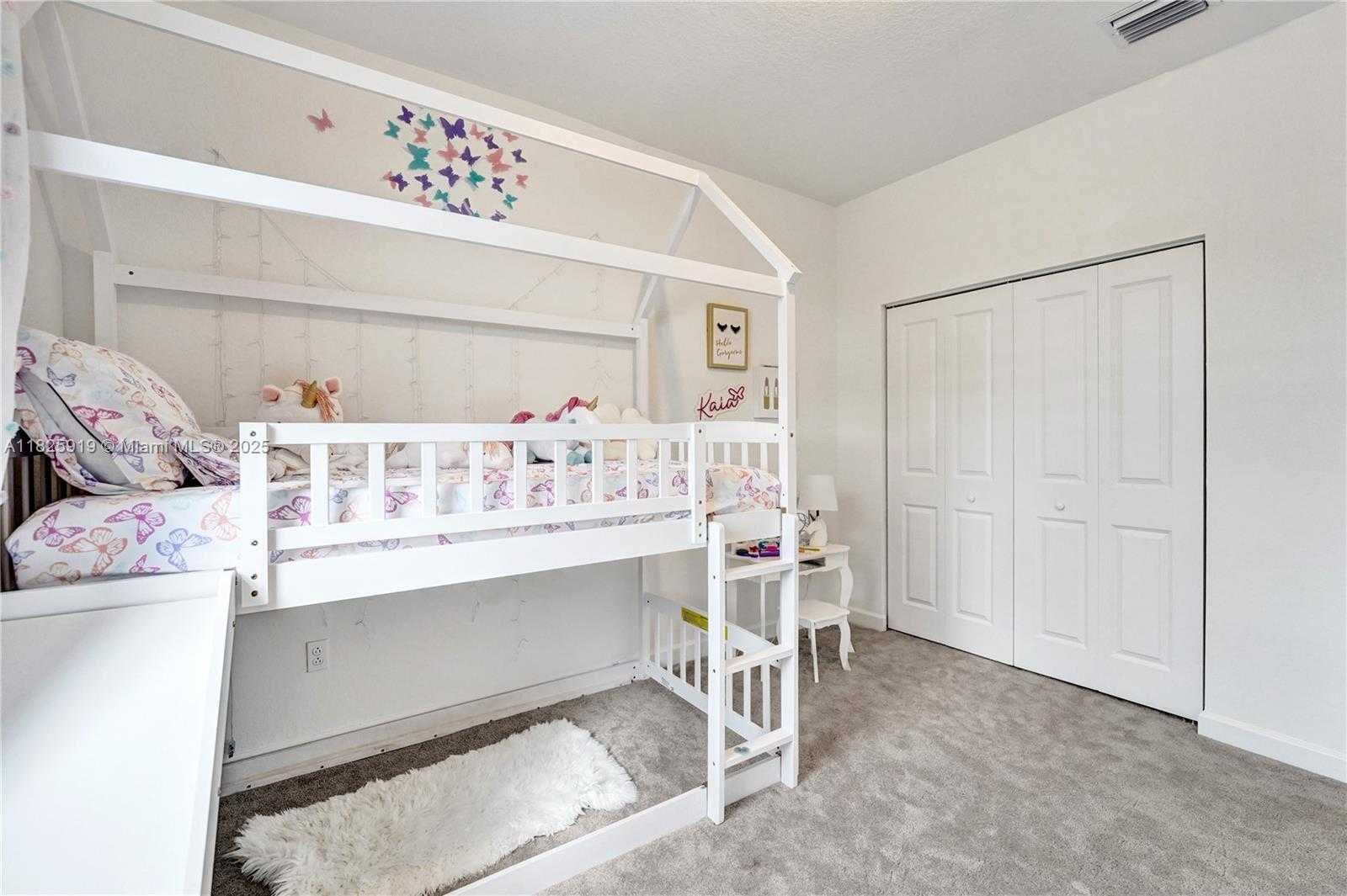Small Image of 242 SOUTH WEST 159TH LN, Pembroke Pines Number 59