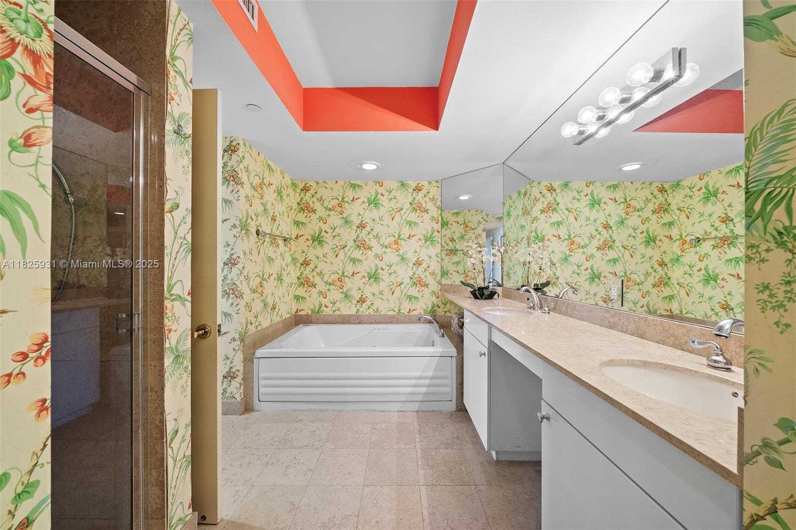 Small Image of 4775 COLLINS AVE #1203, Miami Beach Number 21