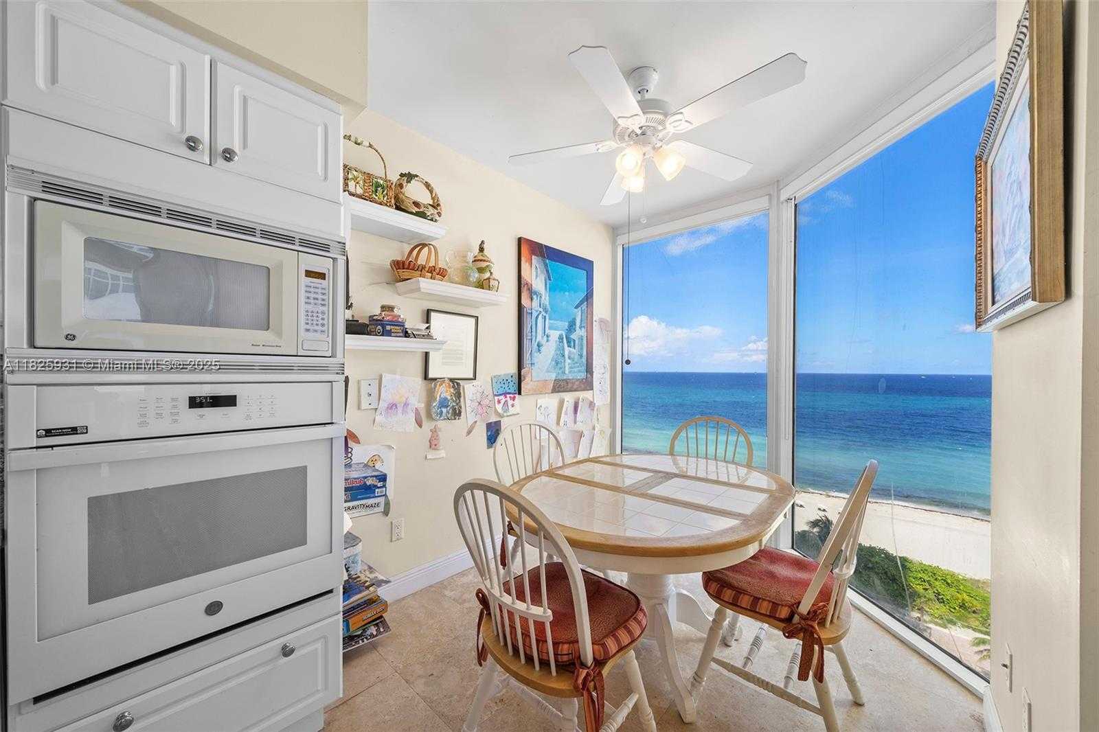 Small Image of 4775 COLLINS AVE #1203, Miami Beach Number 7