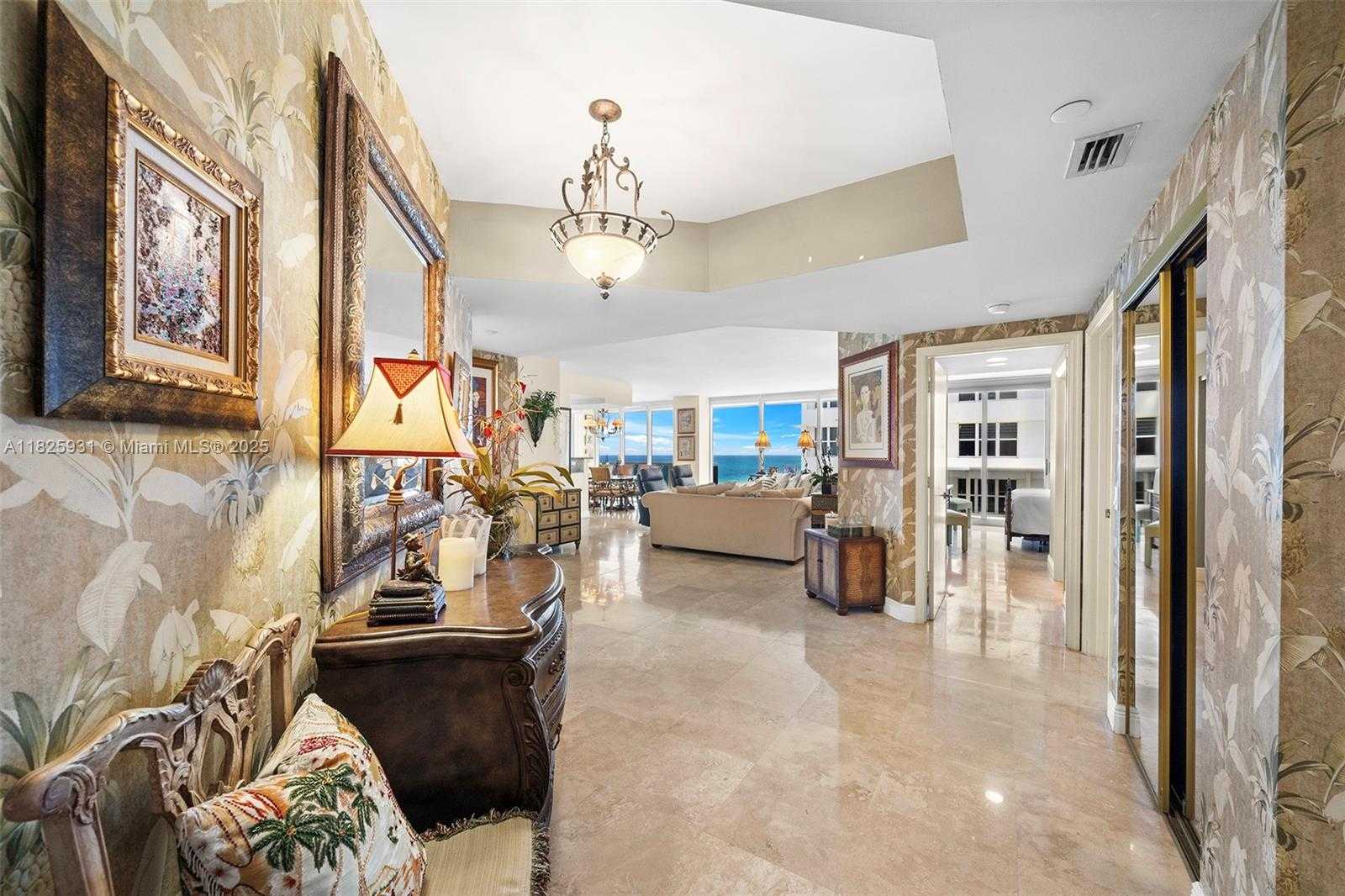 Small Image of 4775 COLLINS AVE #1203, Miami Beach Number 9