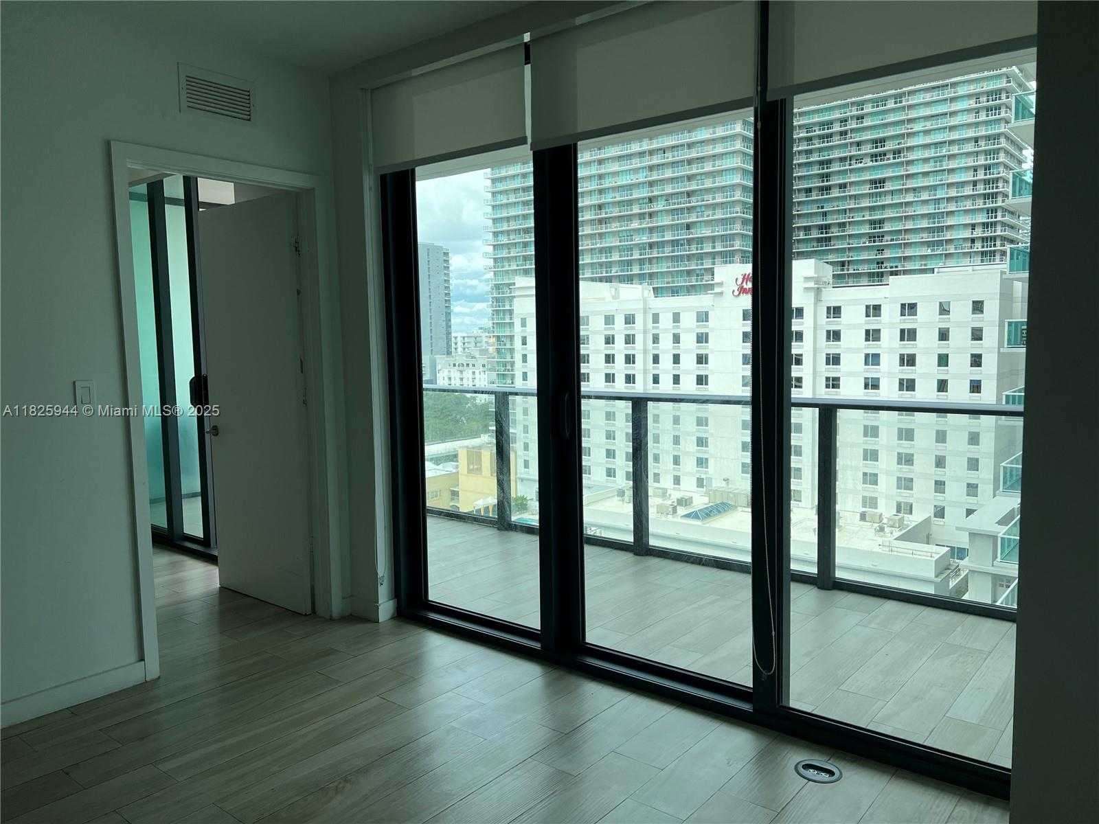 Small Image of 1300 SOUTH MIAMI AVE #1011, Miami Number 40