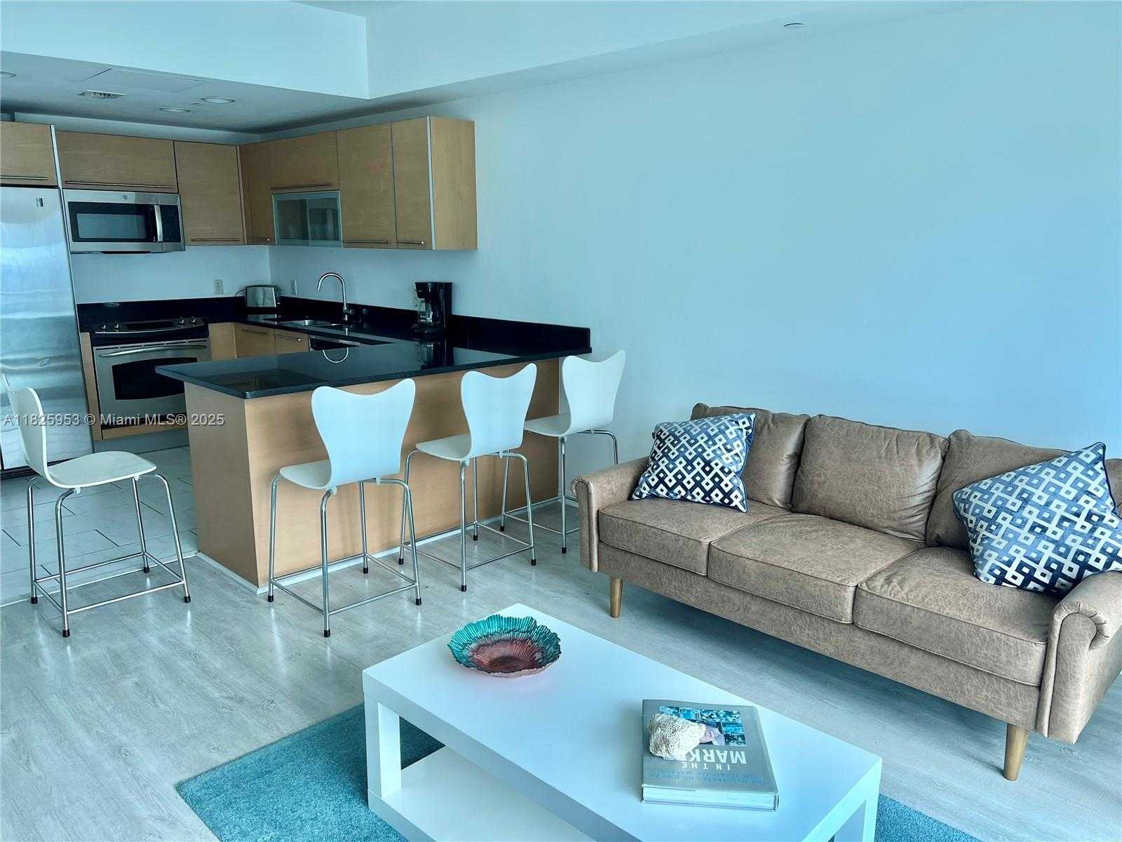 Small Image of 951 BRICKELL AVE #3509, Miami Number 4