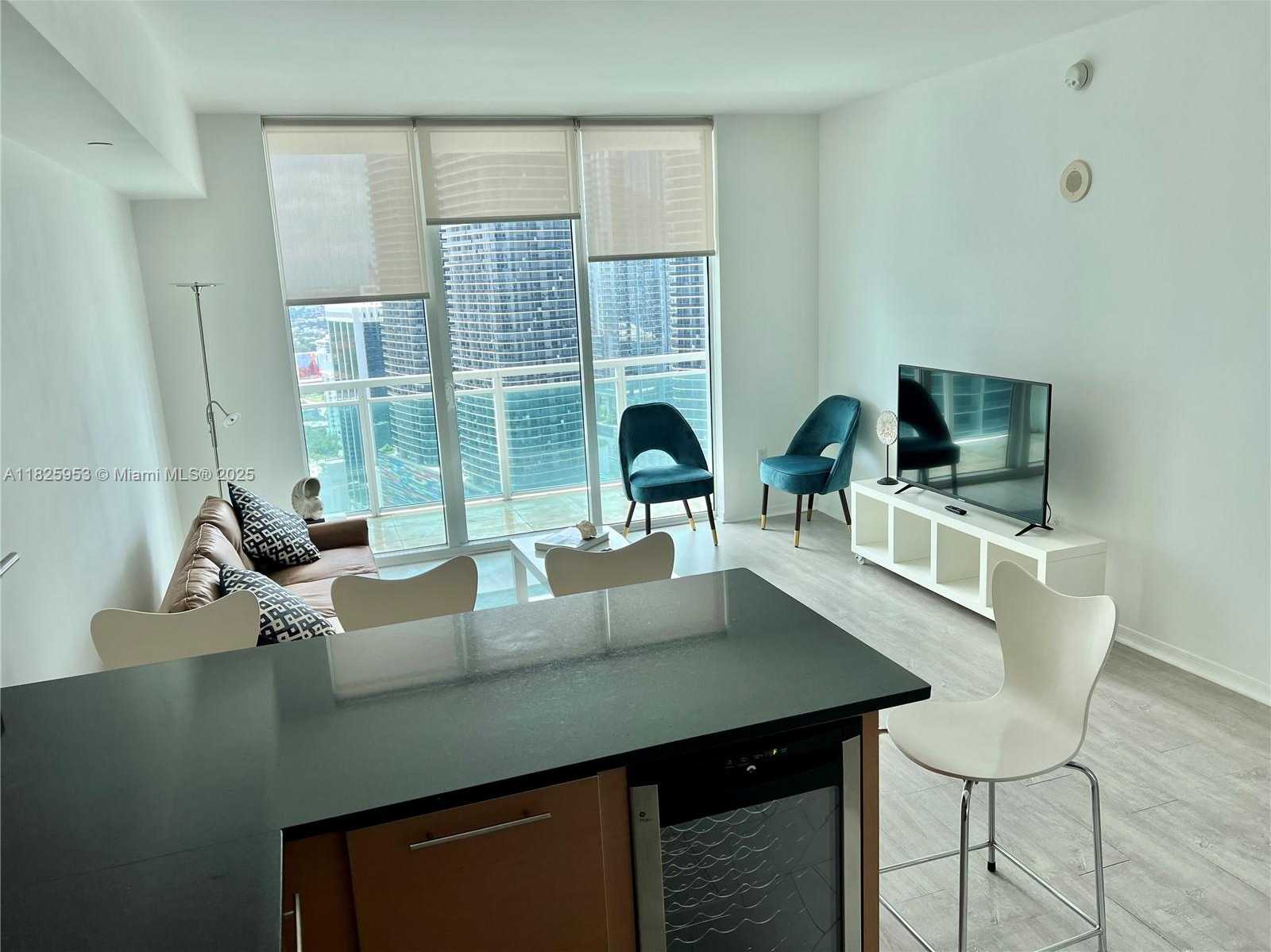 Small Image of 951 BRICKELL AVE #3509, Miami Number 6