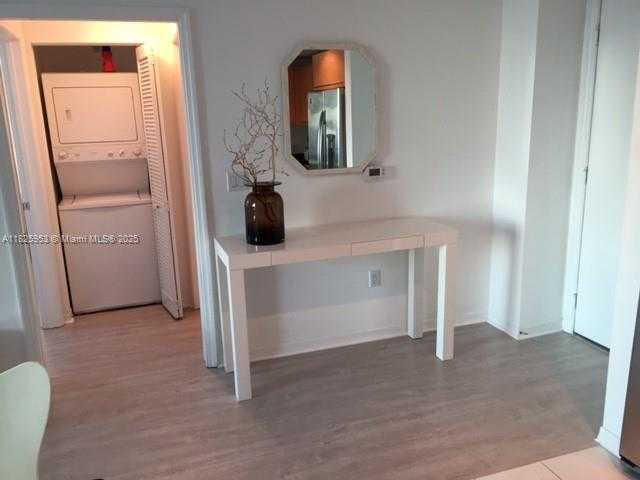Small Image of 951 BRICKELL AVE #3509, Miami Number 8
