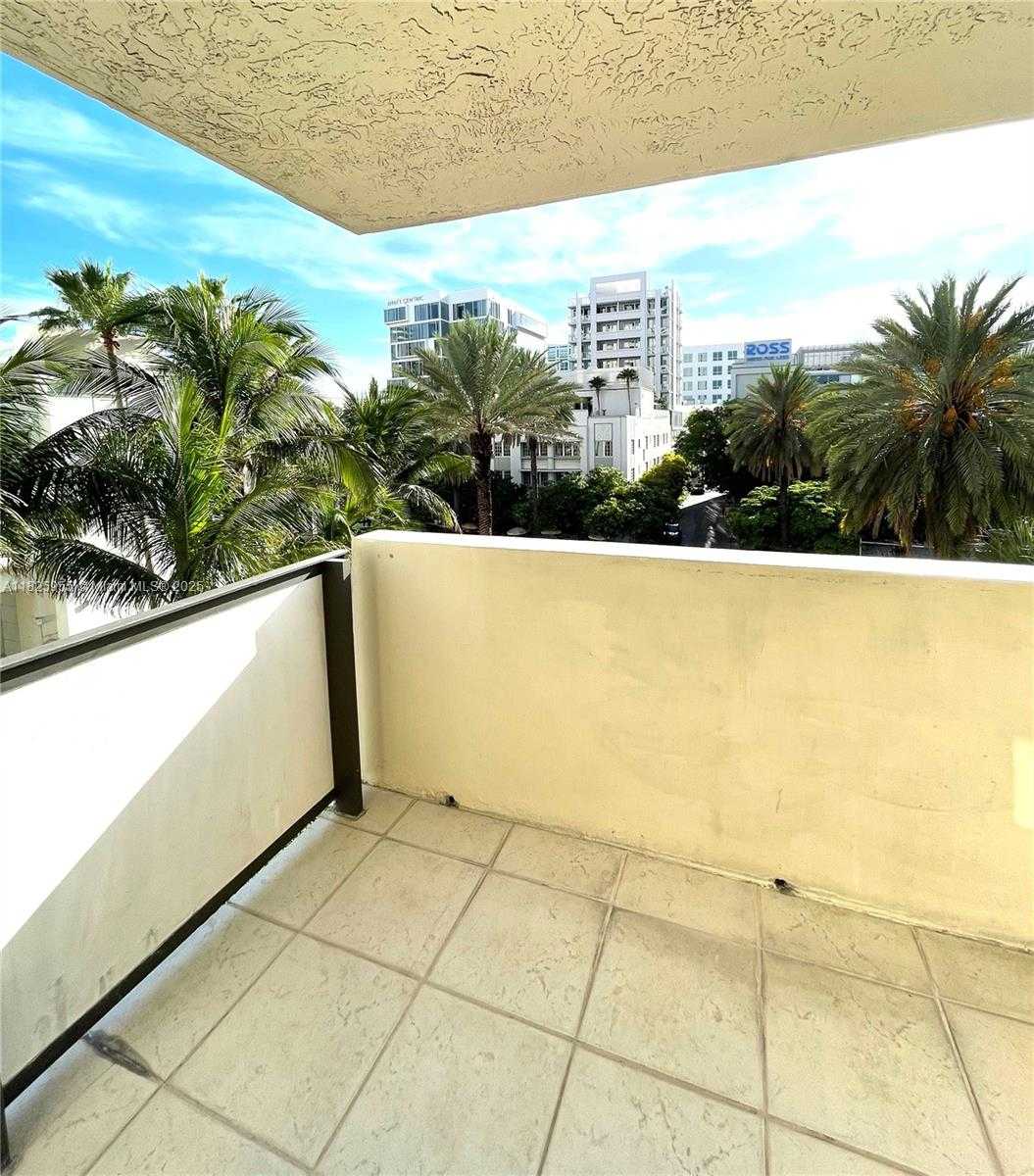 Small Image of 1621 COLLINS AVE #402, Miami Beach Number 16