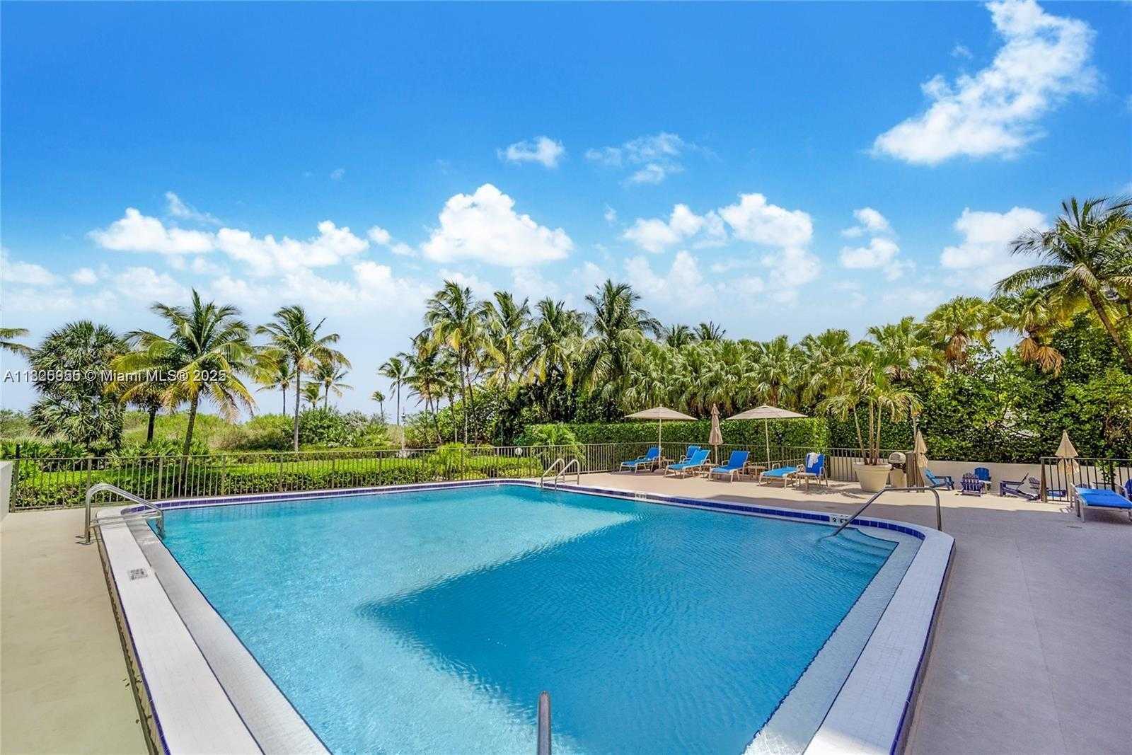 Small Image of 1621 COLLINS AVE #402, Miami Beach Number 18
