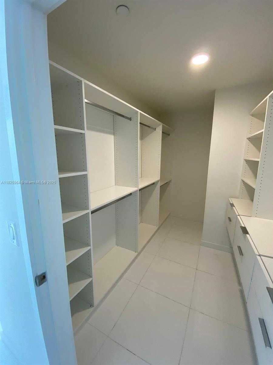 Small Image of 851 NORTH EAST 1ST AVE #2612, Miami Number 16