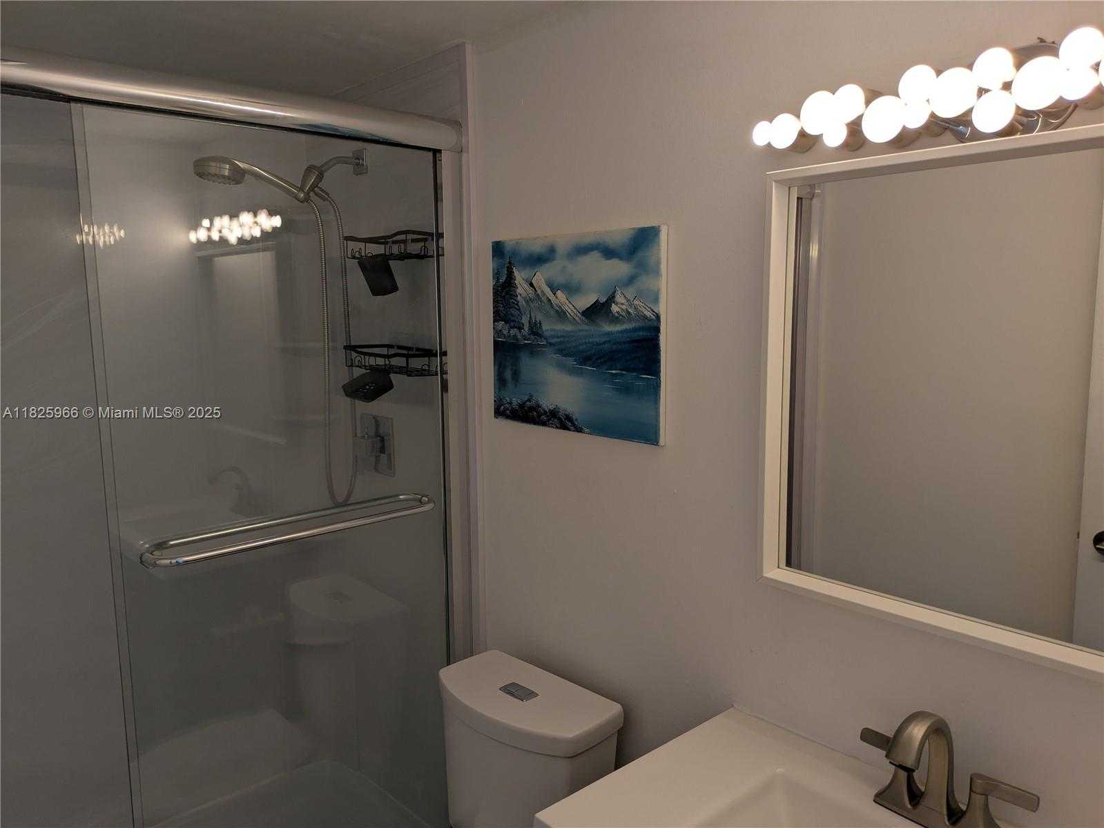 Small Image of 1980 SOUTH OCEAN DR #20M, Hallandale Beach Number 14
