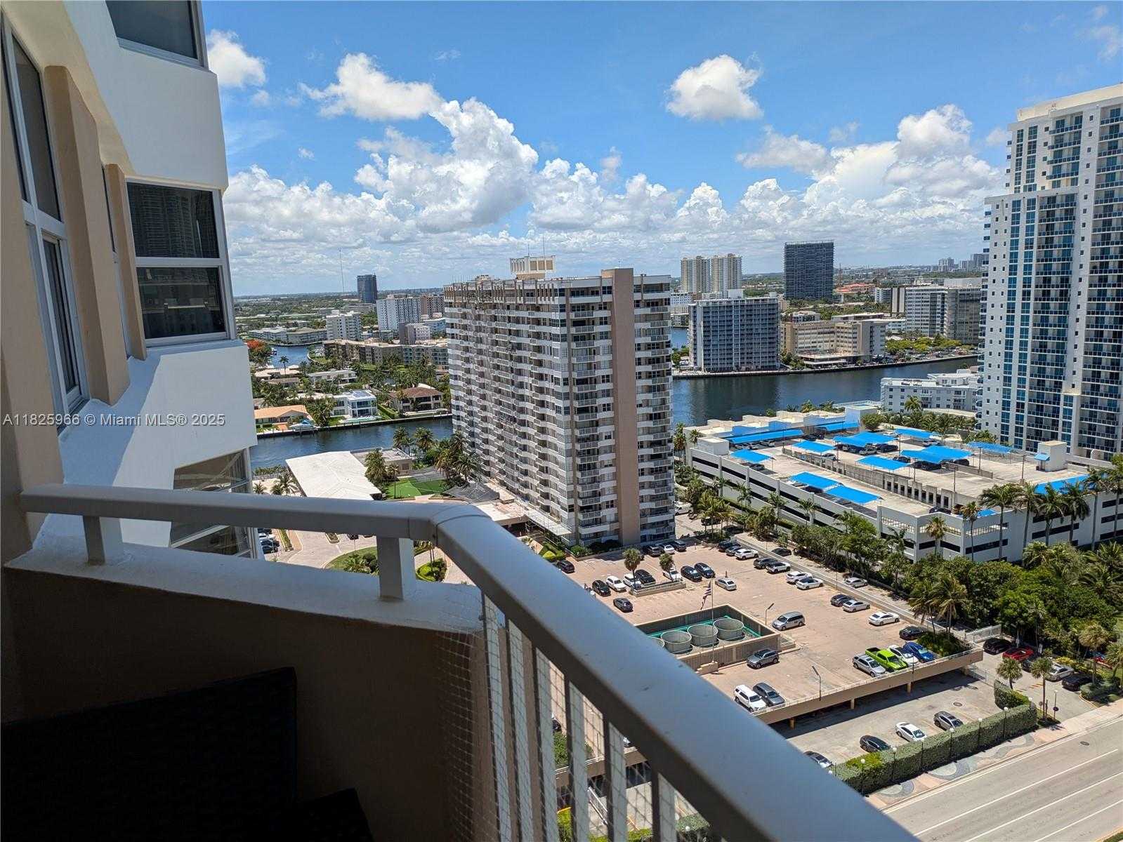 Small Image of 1980 SOUTH OCEAN DR #20M, Hallandale Beach Number 18