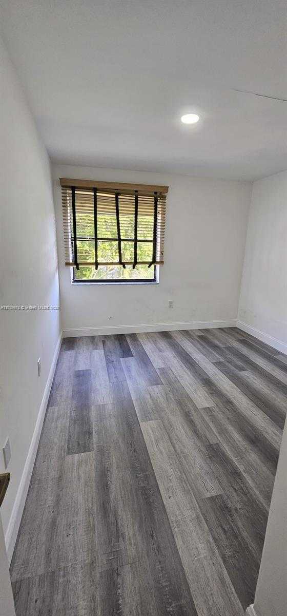 Small Image of 10237 NORTH WEST 9TH ST CIR #212-4, Miami Number 12
