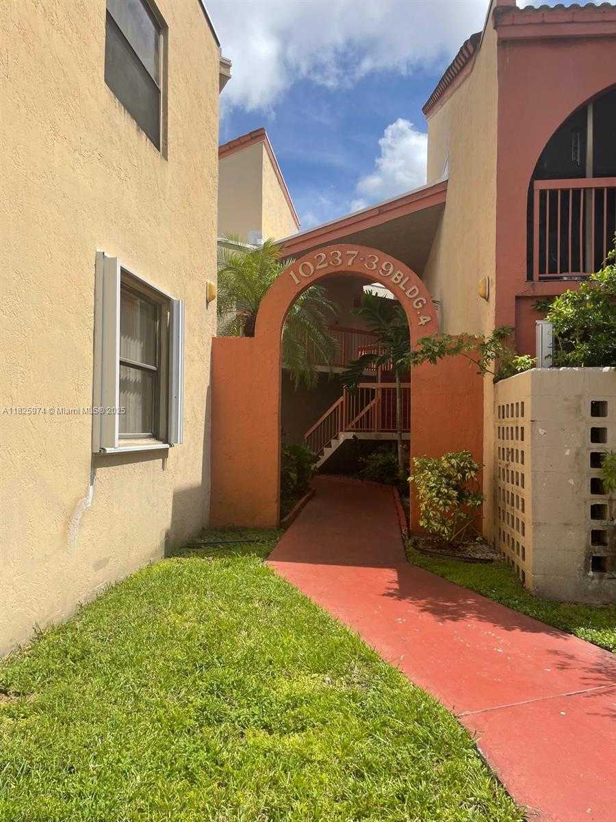 Small Image of 10237 NORTH WEST 9TH ST CIR #212-4, Miami Number 2