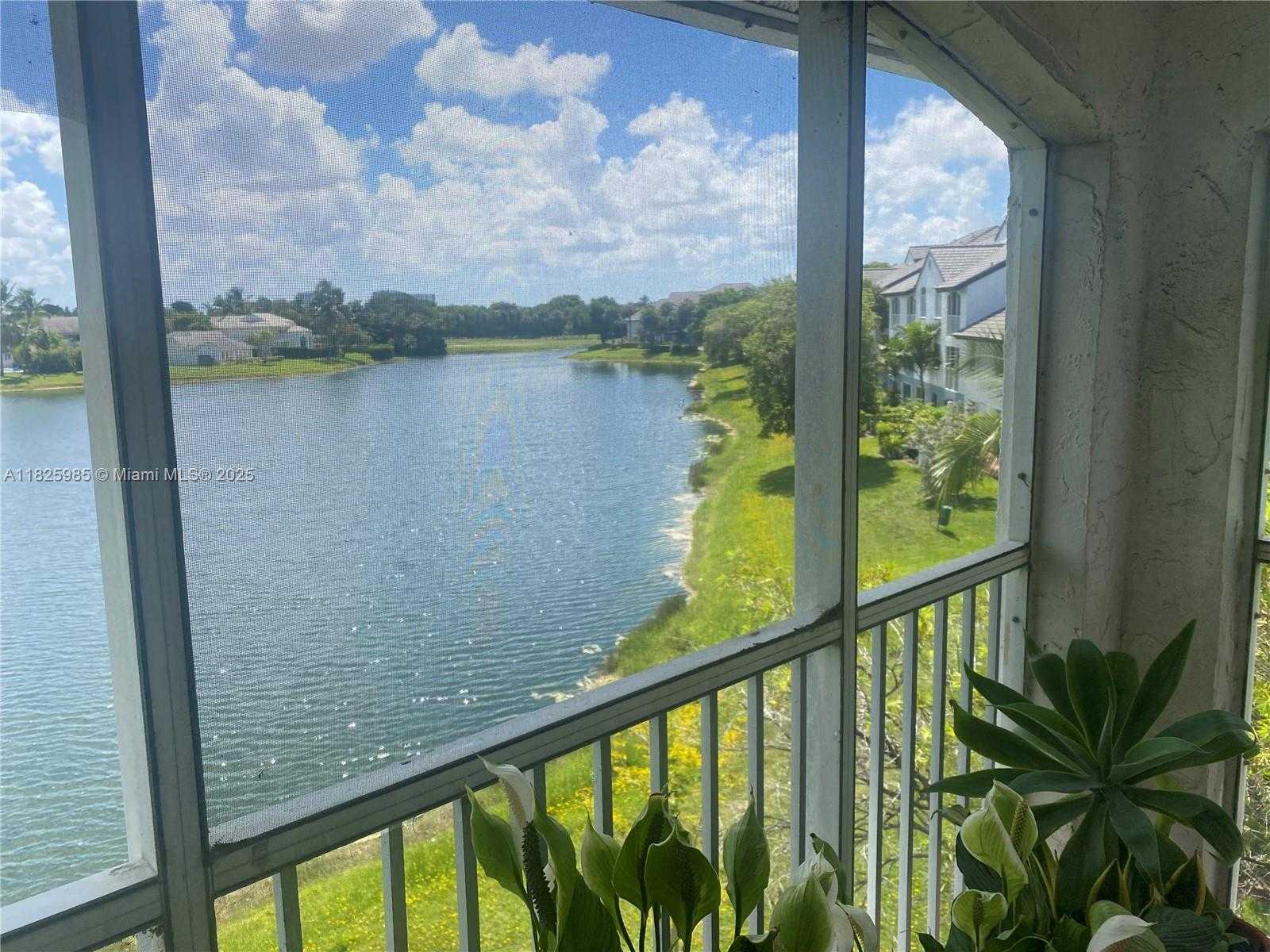Small Image of 10015 NORTH WEST 46 ST #306-5, Doral Number 18