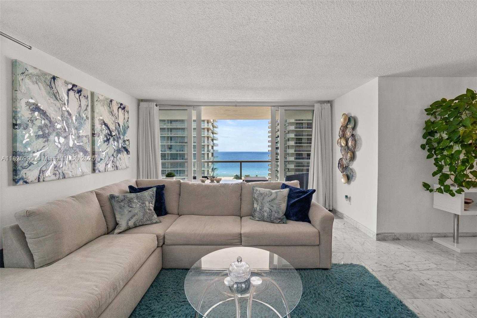 Small Image of 5750 COLLINS AVE #14K, Miami Beach Number 3