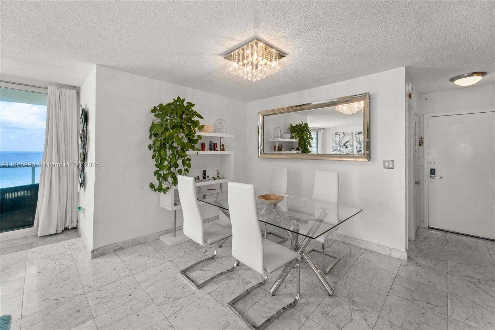 Small Image of 5750 COLLINS AVE #14K, Miami Beach Number 8