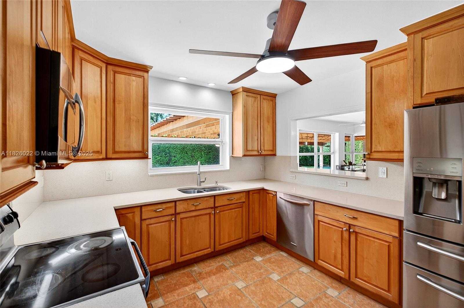 Small Image of 839 NORTH EAST 97TH ST, Miami Shores Number 14
