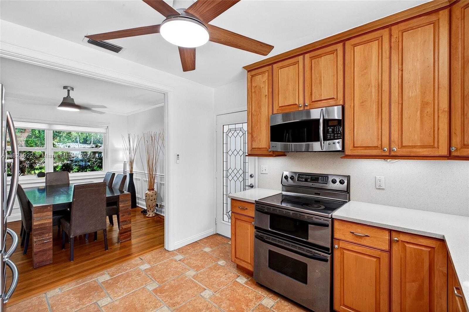 Small Image of 839 NORTH EAST 97TH ST, Miami Shores Number 16
