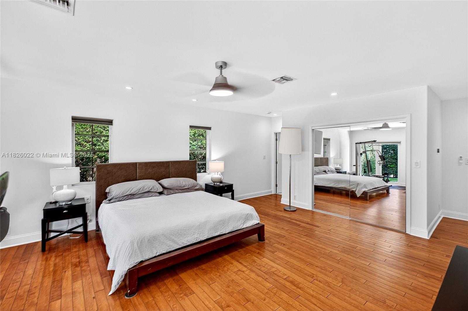 Small Image of 839 NORTH EAST 97TH ST, Miami Shores Number 19