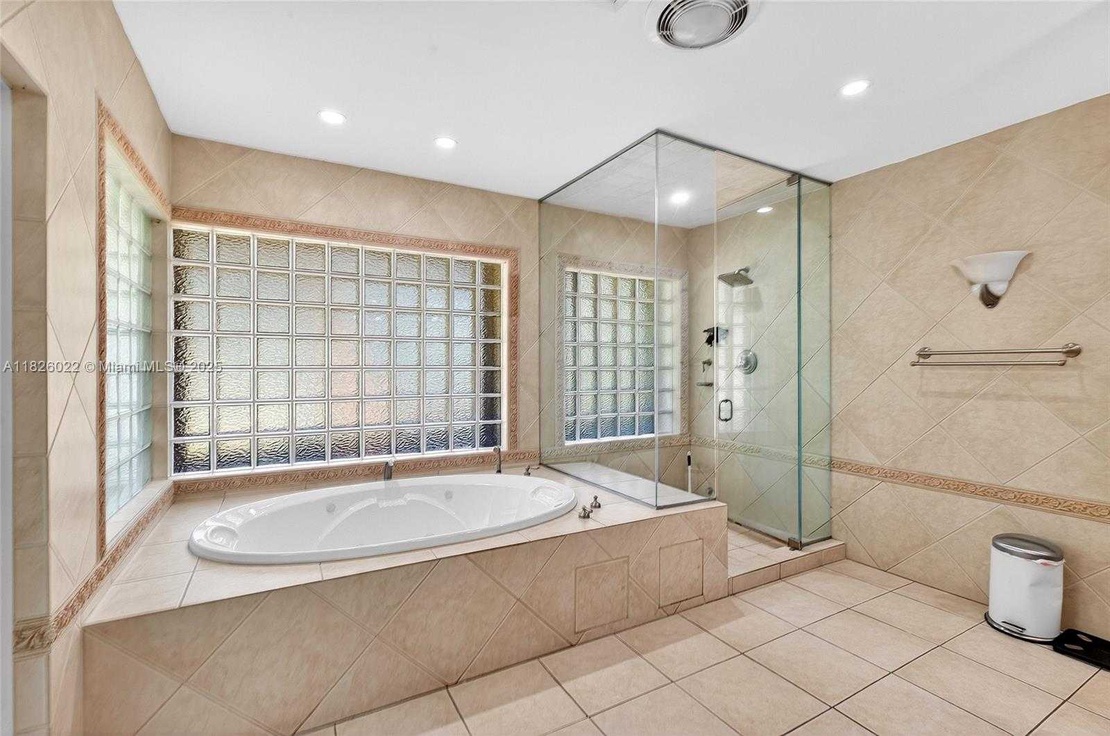 Small Image of 839 NORTH EAST 97TH ST, Miami Shores Number 21