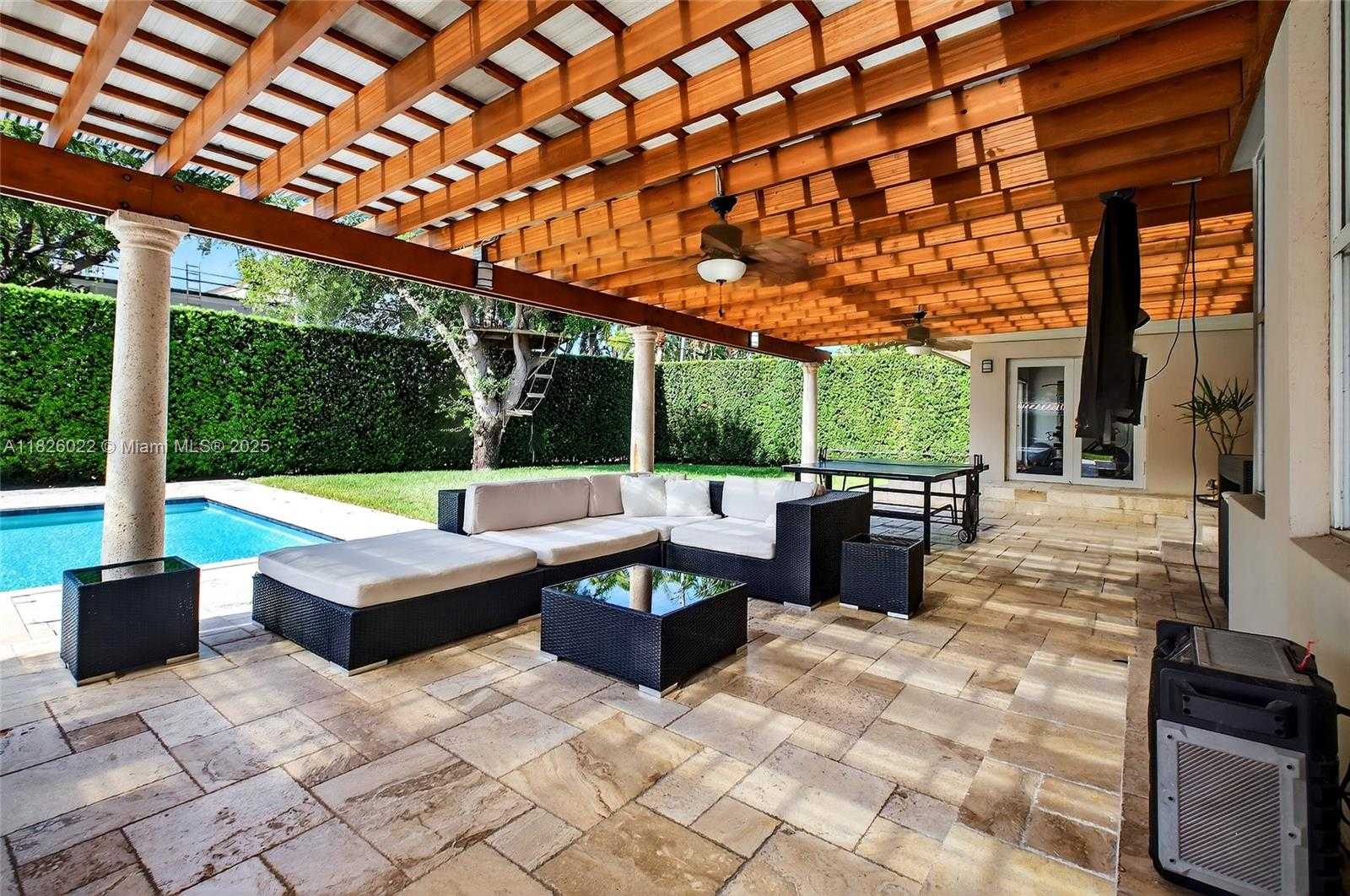 Small Image of 839 NORTH EAST 97TH ST, Miami Shores Number 4