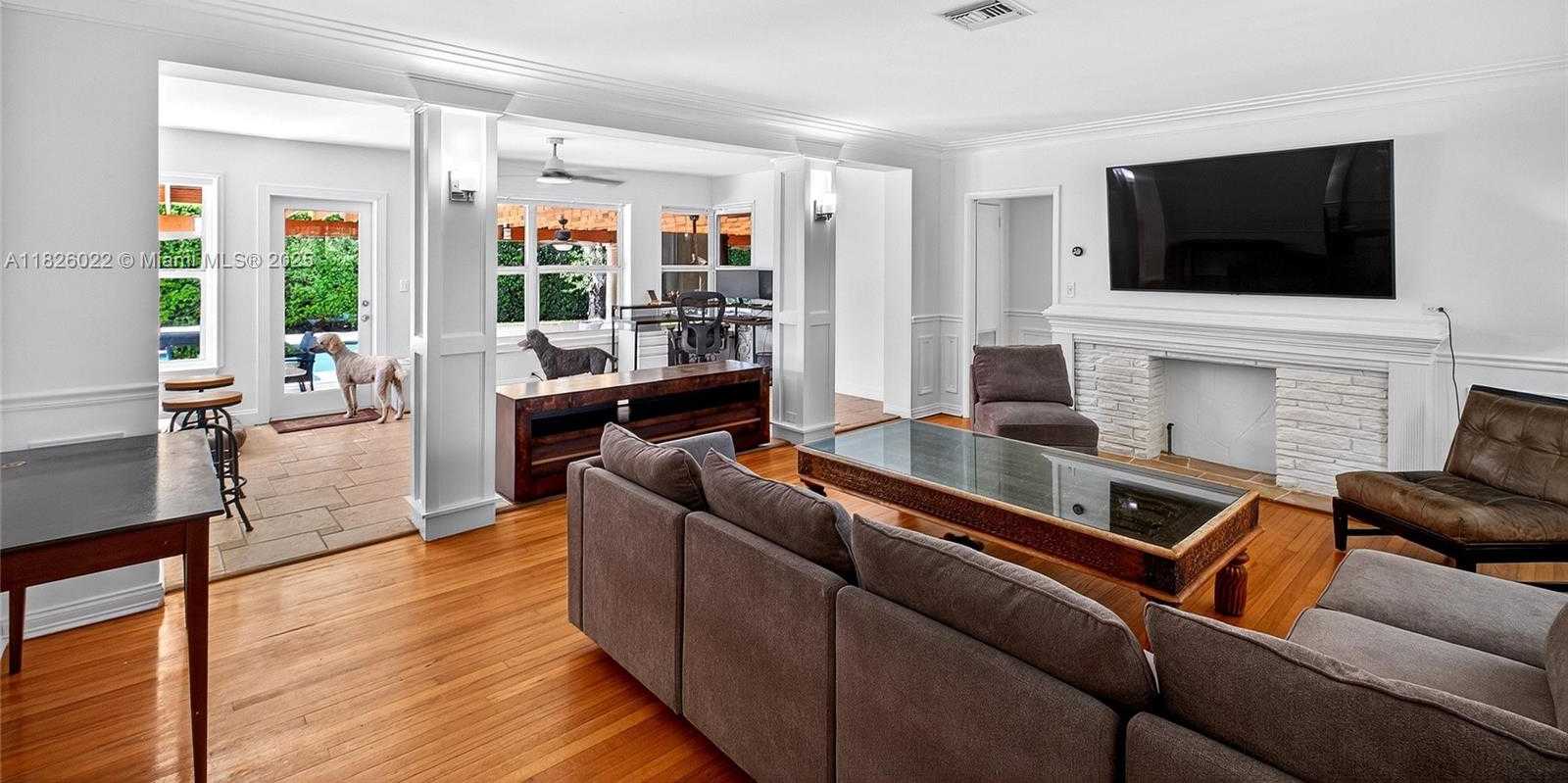Small Image of 839 NORTH EAST 97TH ST, Miami Shores Number 7