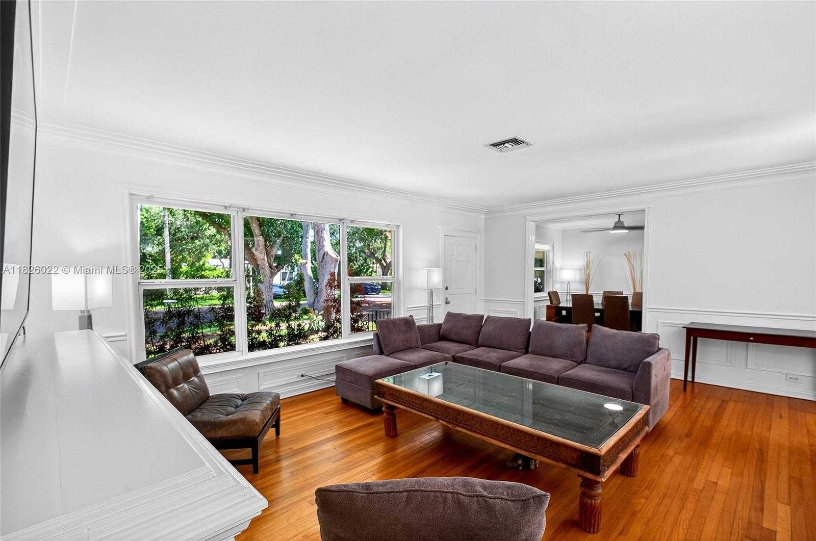 Small Image of 839 NORTH EAST 97TH ST, Miami Shores Number 8