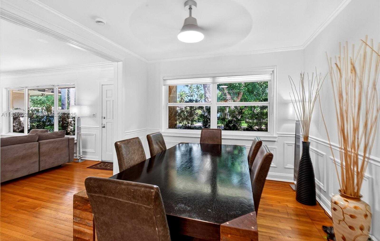 Small Image of 839 NORTH EAST 97TH ST, Miami Shores Number 9